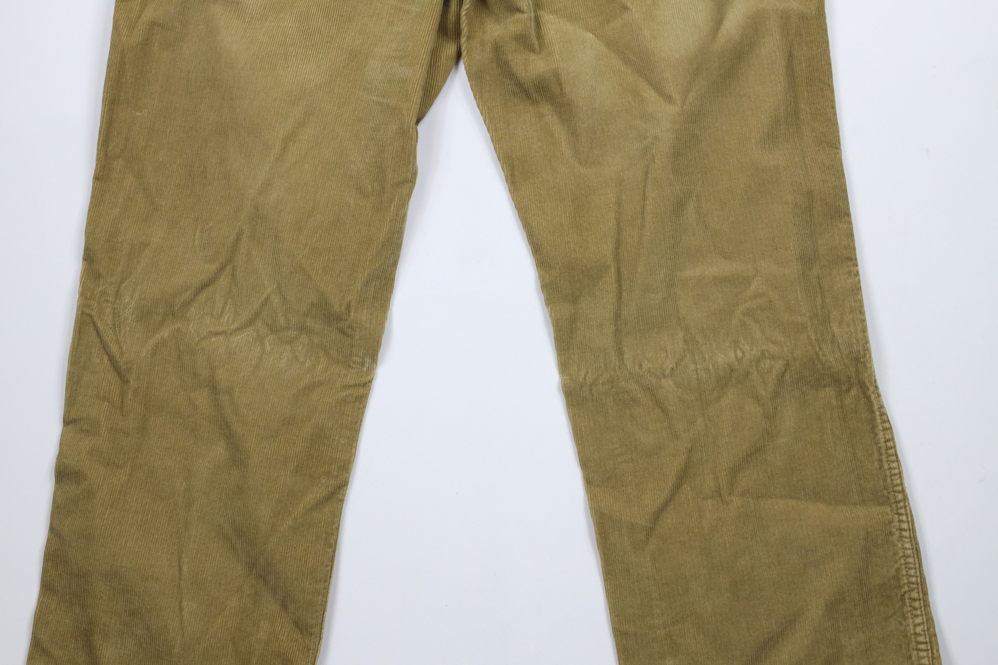 L.L. Bean Vintage LL Bean Natural Fit Wide Leg Corduroy Chino Pants Size US 36 / EU 52 - 13 Thumbnail