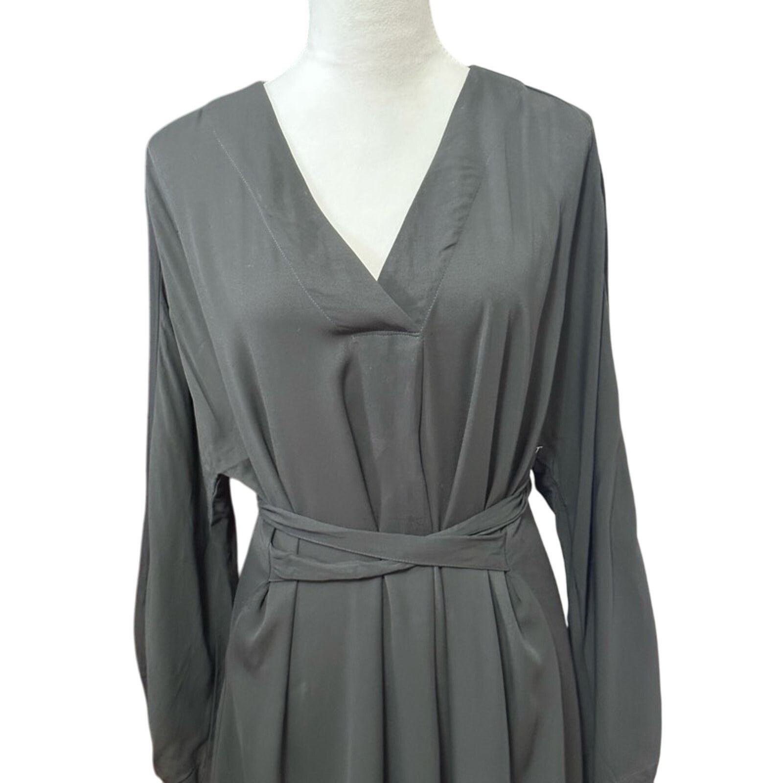 H&M H&M A-Line Dress V Neck Belt Ties Black Women's XS NWOT Size XS / US 0-2 / IT 36-38 - 2 Thumbnail