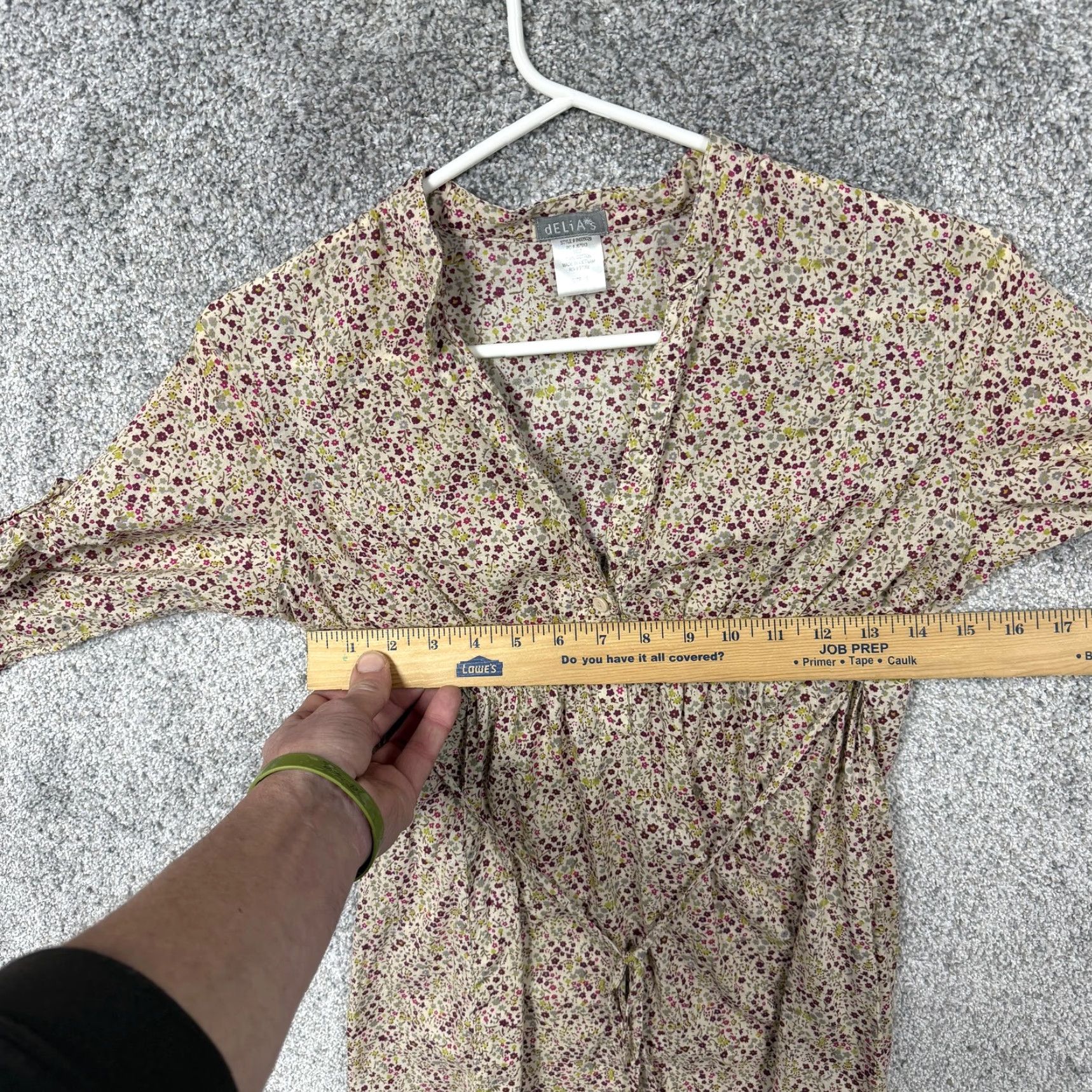 Vintage dELiA*s Blouse Juniors S Beige Floral Tunic 3/4 Sleeve V-Neck Boho Indie Y2K Vintage Women’s? Size S / US 4 / IT 40 - 4 Thumbnail