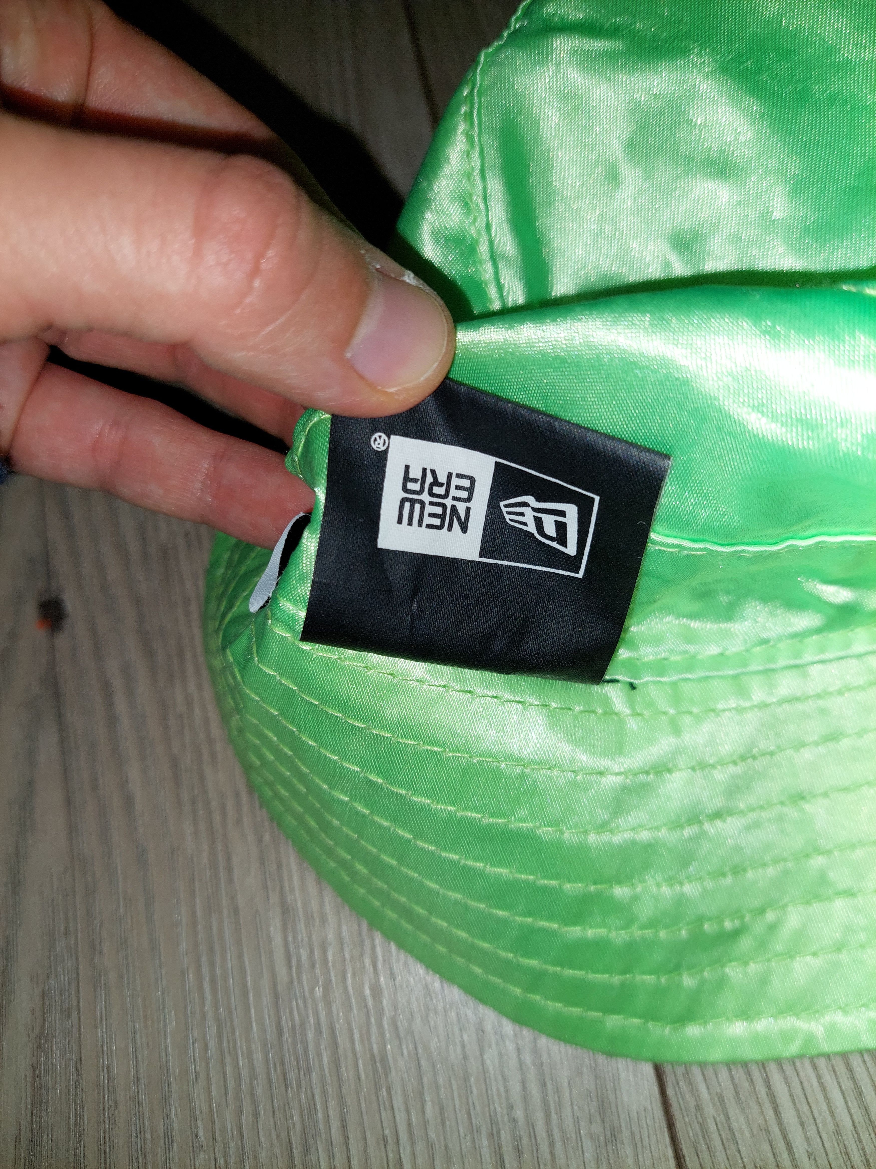 Billie Eilish Billie Eilish Billiondolla bucket hat rare Size ONE SIZE - 7 Thumbnail