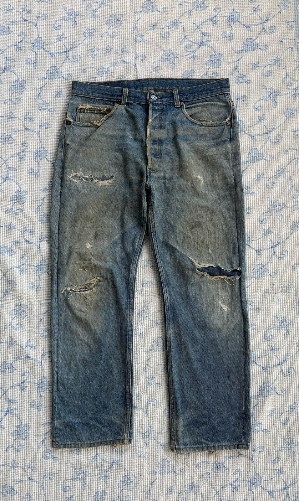 Levi's × Levi's Vintage Clothing Vintage Levi's 501 Distressed Denim Pant Made in USA Size US 34 / EU 50 - 2 Thumbnail