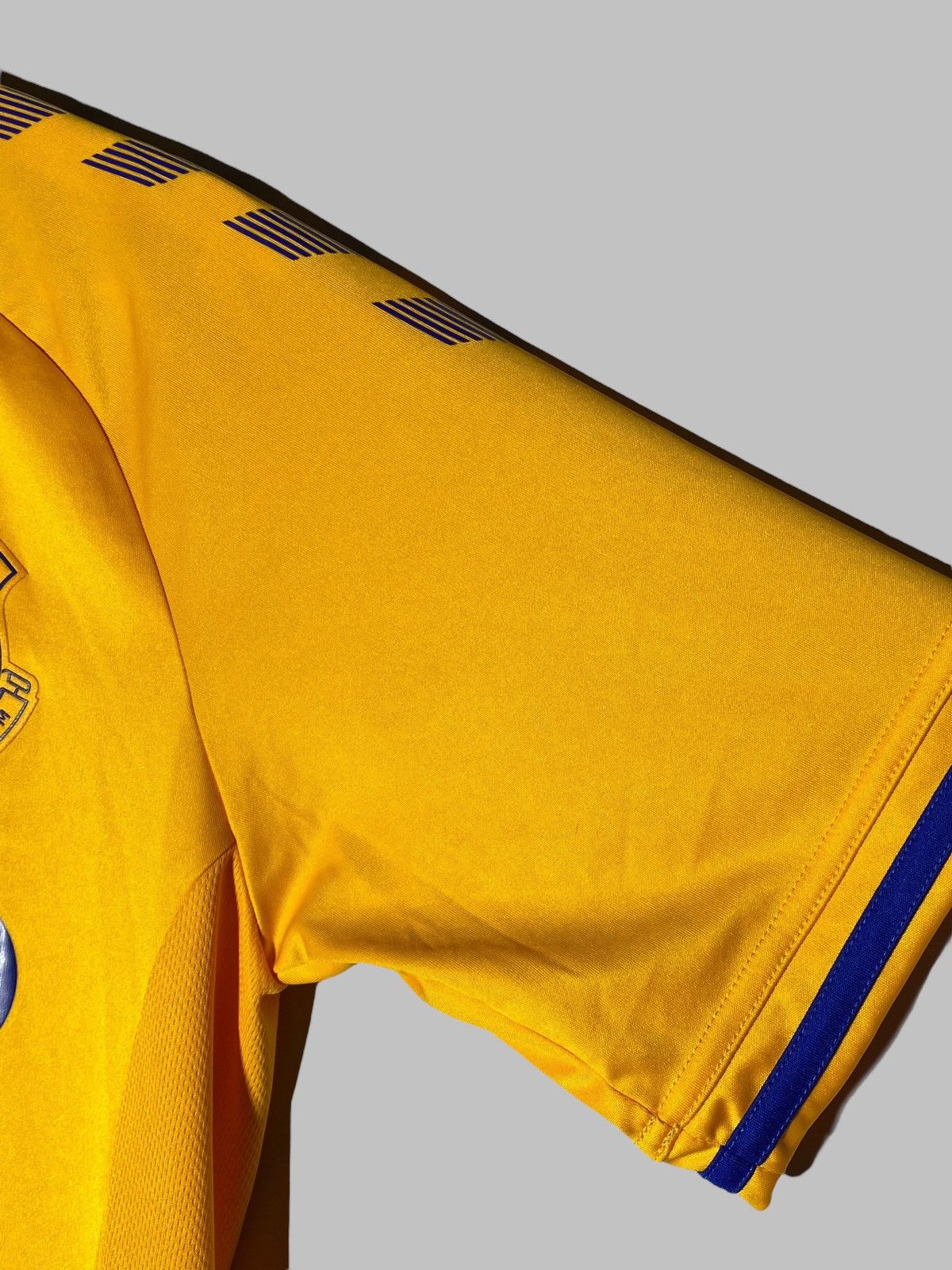 Hummel Hummel Everton FC 2020/21 Away Football Shirt Jersey Size US M / EU 48-50 / 2 - 10 Thumbnail