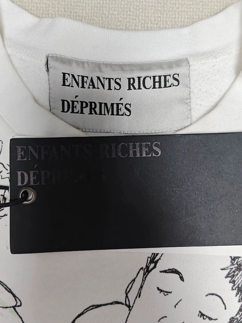 Enfants Riches Deprimes Enfants Riches Deprimes"Self-defense microphone kid" makes Size US L / EU 52-54 / 3 - 5 Thumbnail