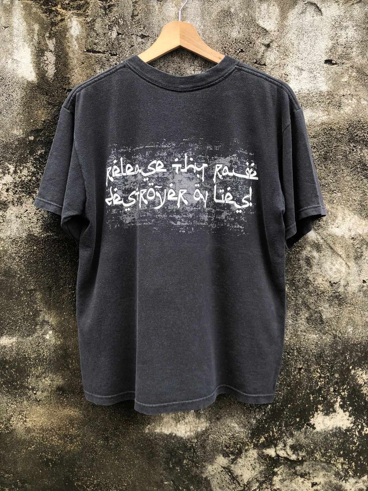 Band Tees × Vintage Vintage 00s Behemoth "Pazuzu" Death Metal Tshirt Size US M / EU 48-50 / 2 - 2 Thumbnail
