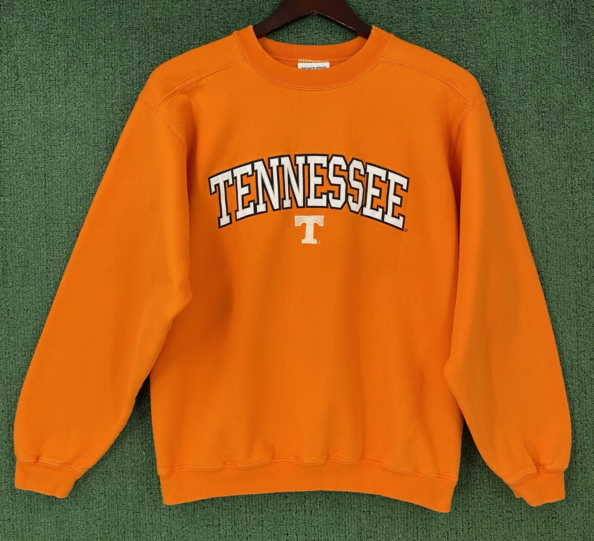 Vintage 90’s Tennessee Volunteers Stitched Logo Sweatshirt Large Size US L / EU 52-54 / 3 - 10 Thumbnail