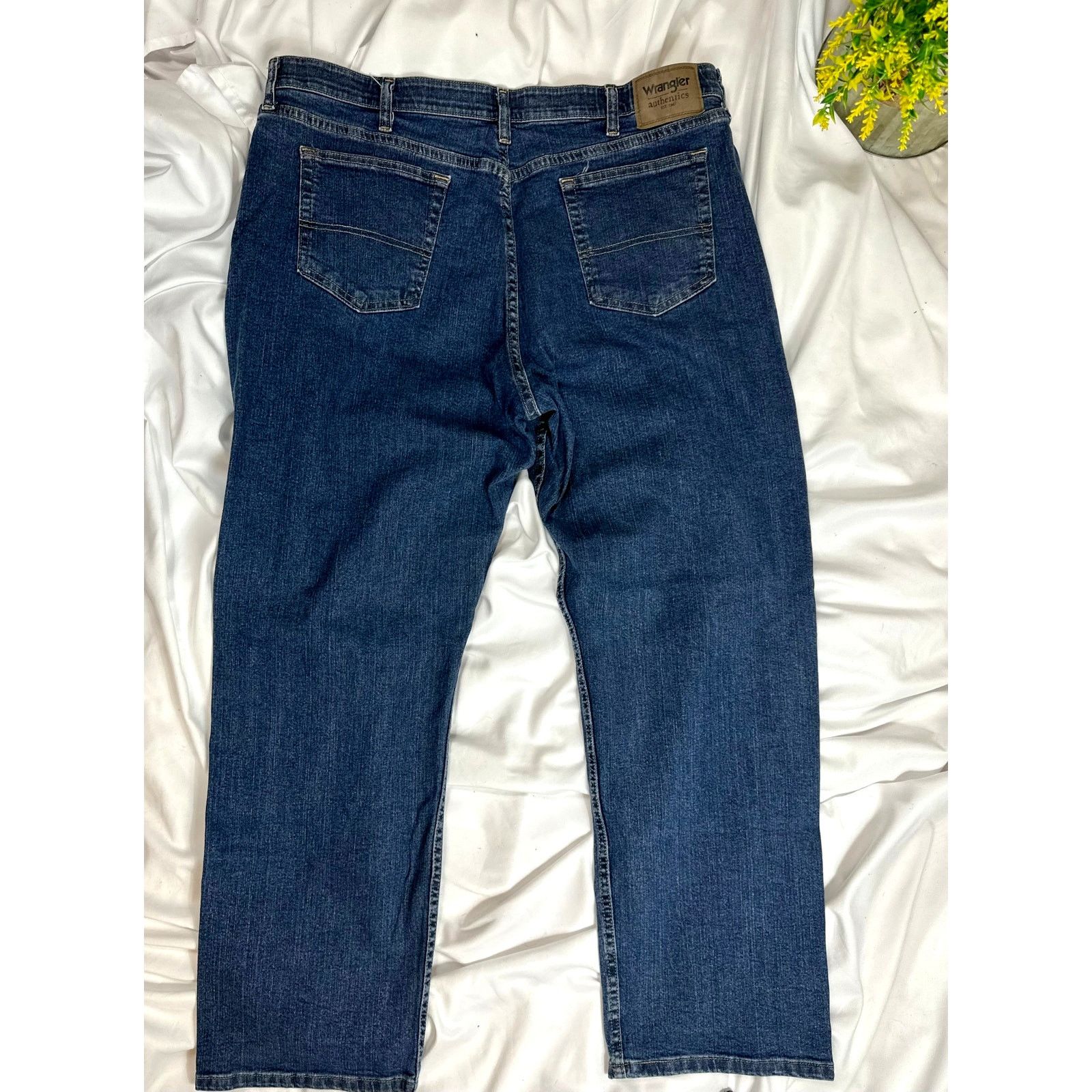 Wrangler Wrangler Authentic Mens Classic Straight Fit Jean Blue 40x30 Size US 40 / EU 56 - 13 Thumbnail