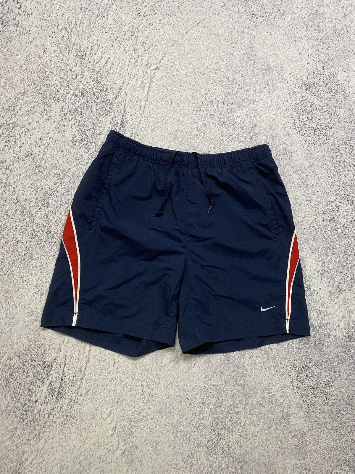 Nike × Vintage Vintage Y2K Nike Nylon Shorts Size L Size US 32 / EU 48 - 1 Thumbnail