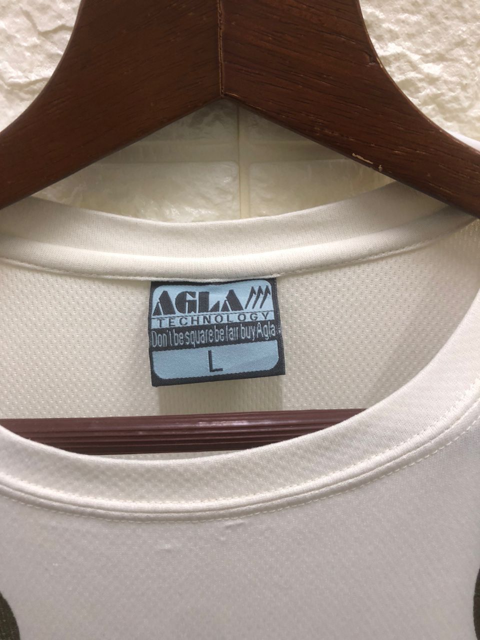 Vintage Vintage Agla Italy Tee Size US L / EU 52-54 / 3 - 3 Thumbnail