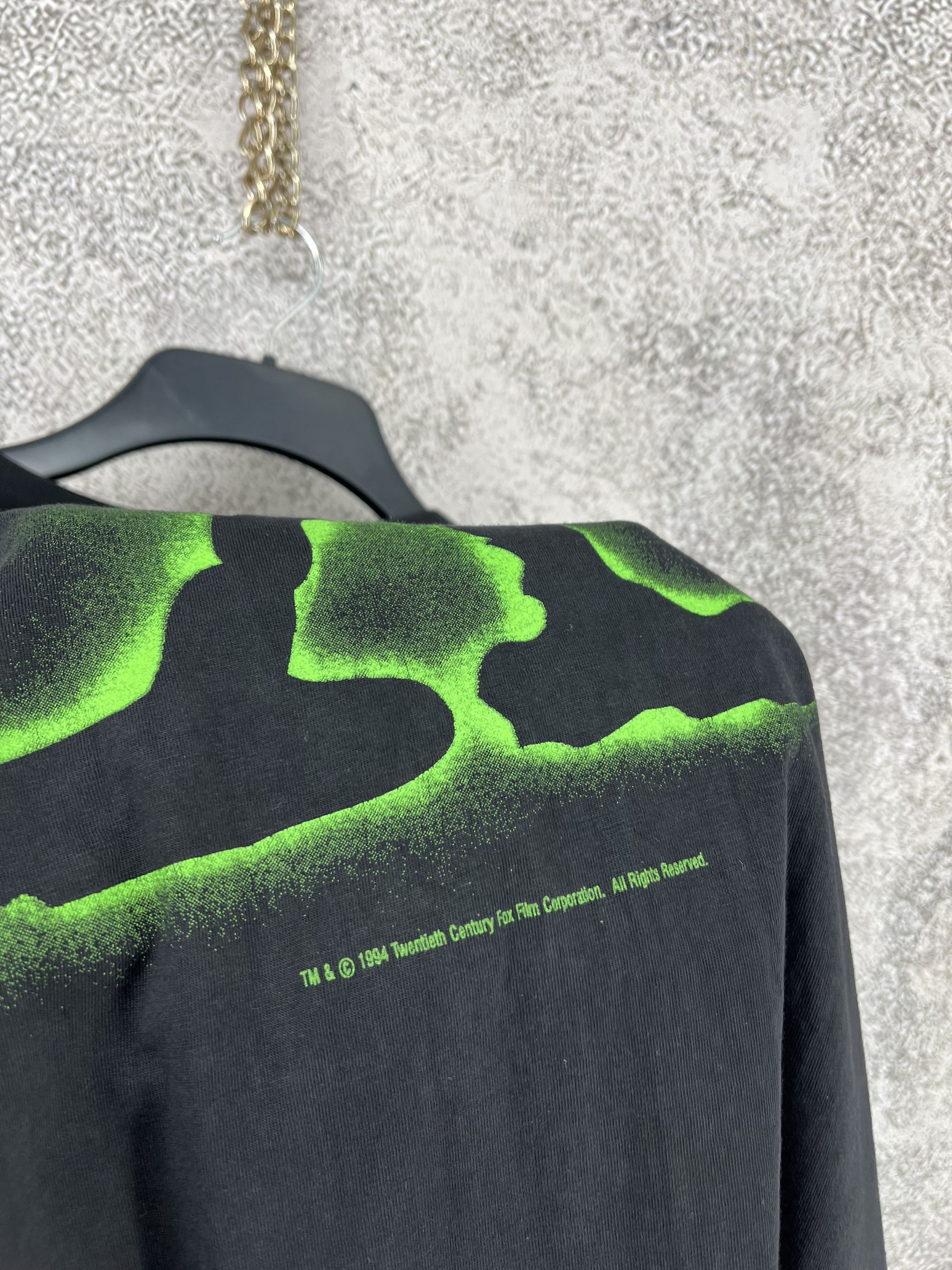 Vintage 1994 Vintage X Files 'The Truth is Out There' Single Stitch Size US L / EU 52-54 / 3 - 9 Thumbnail