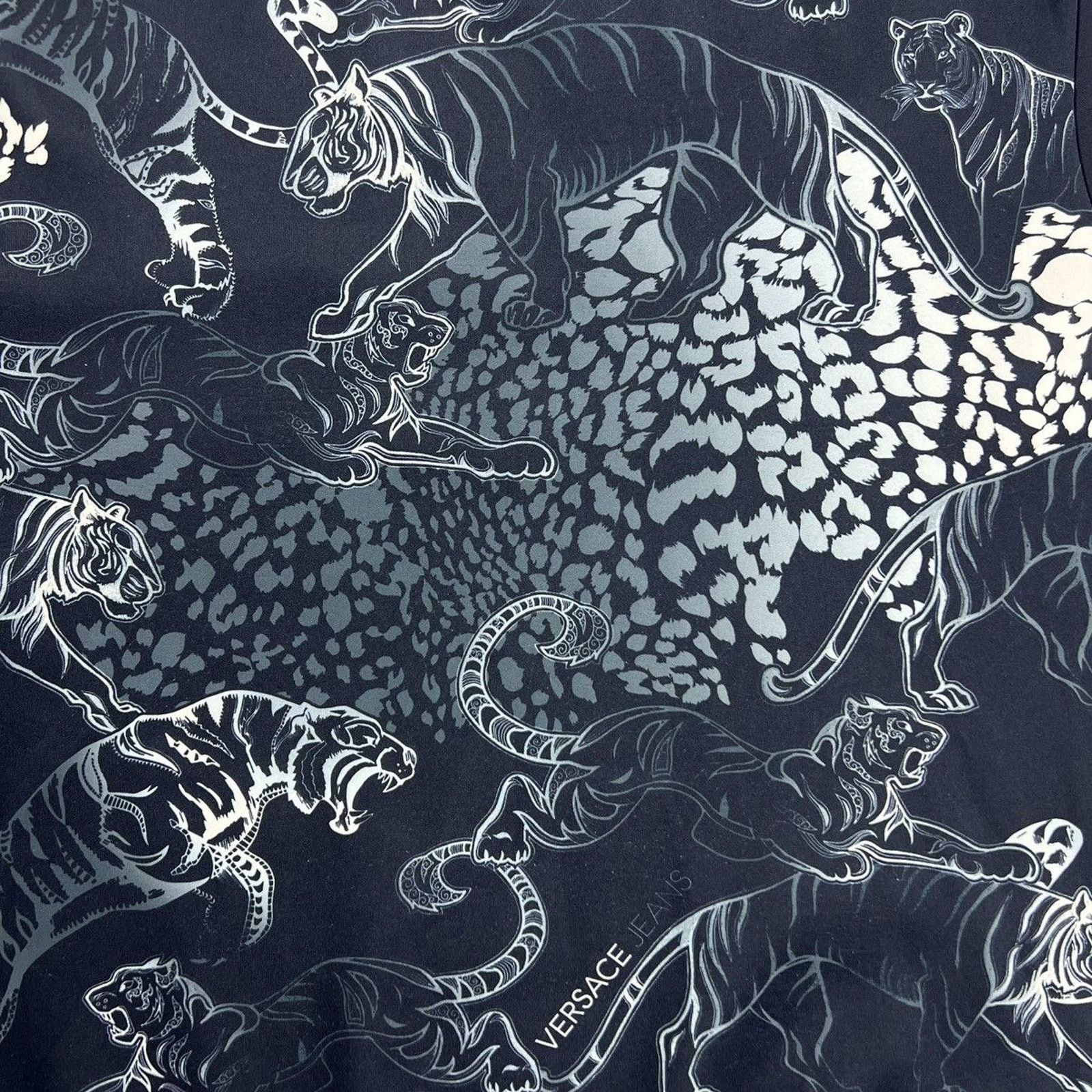Versace × Versace Jeans Couture Versace Jeans Sweatshirt Tiger Graphic Lightweight Crew Size US M / EU 48-50 / 2 - 2 Thumbnail