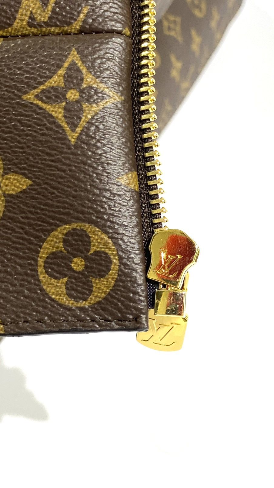 Louis Vuitton Louis Vuitton Monogram Admiral 46 Leather Jacket Virgil Size US S / EU 44-46 / 1 - 14 Thumbnail