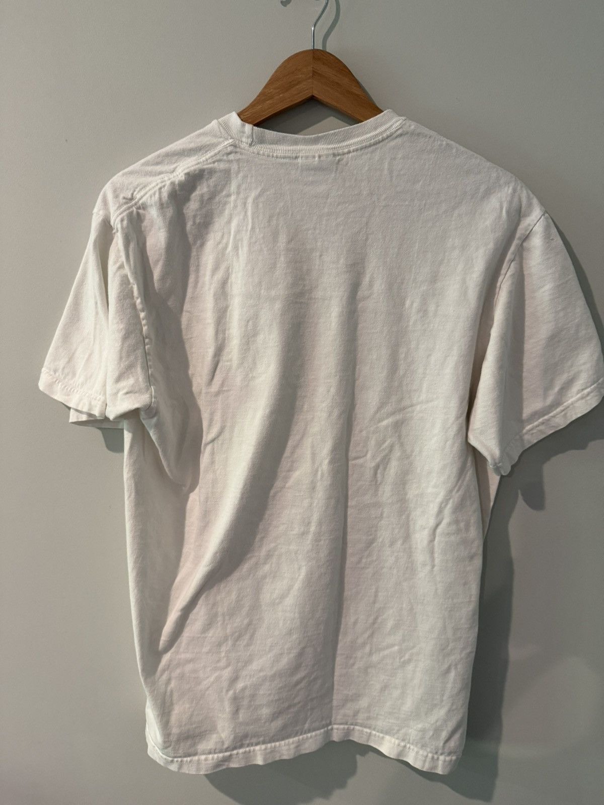 Supreme Supreme experientia White tee. Blue Logo. Mens size Medium. Size US M / EU 48-50 / 2 - 2 Thumbnail