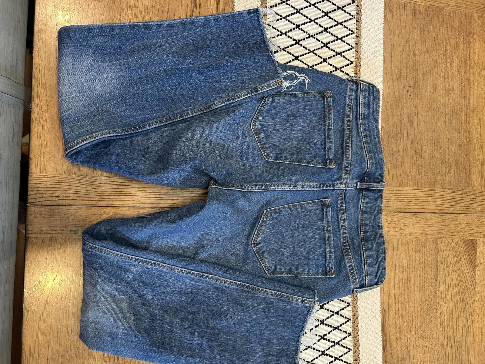 Old Navy Old Navy Power Straight High Rise Jeans Size 32" / US 10 / IT 46 - 5 Thumbnail