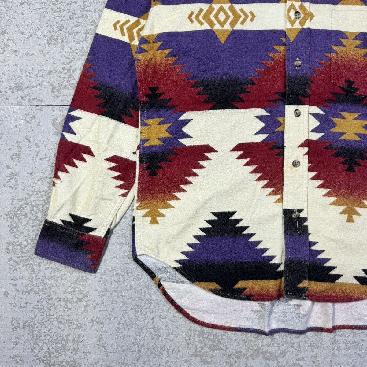 Vintage × Woolrich Woolen Mills Vintage Woolrich Aztec Navajo Shirt Size US M / EU 48-50 / 2 - 4 Thumbnail