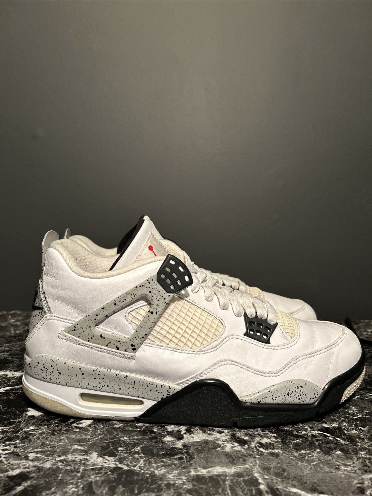 Nike Nike Air Jordan 4 White Cement Mens Size 10.5 840606-192 Size US 10.5 / EU 43-44 - 1 Thumbnail