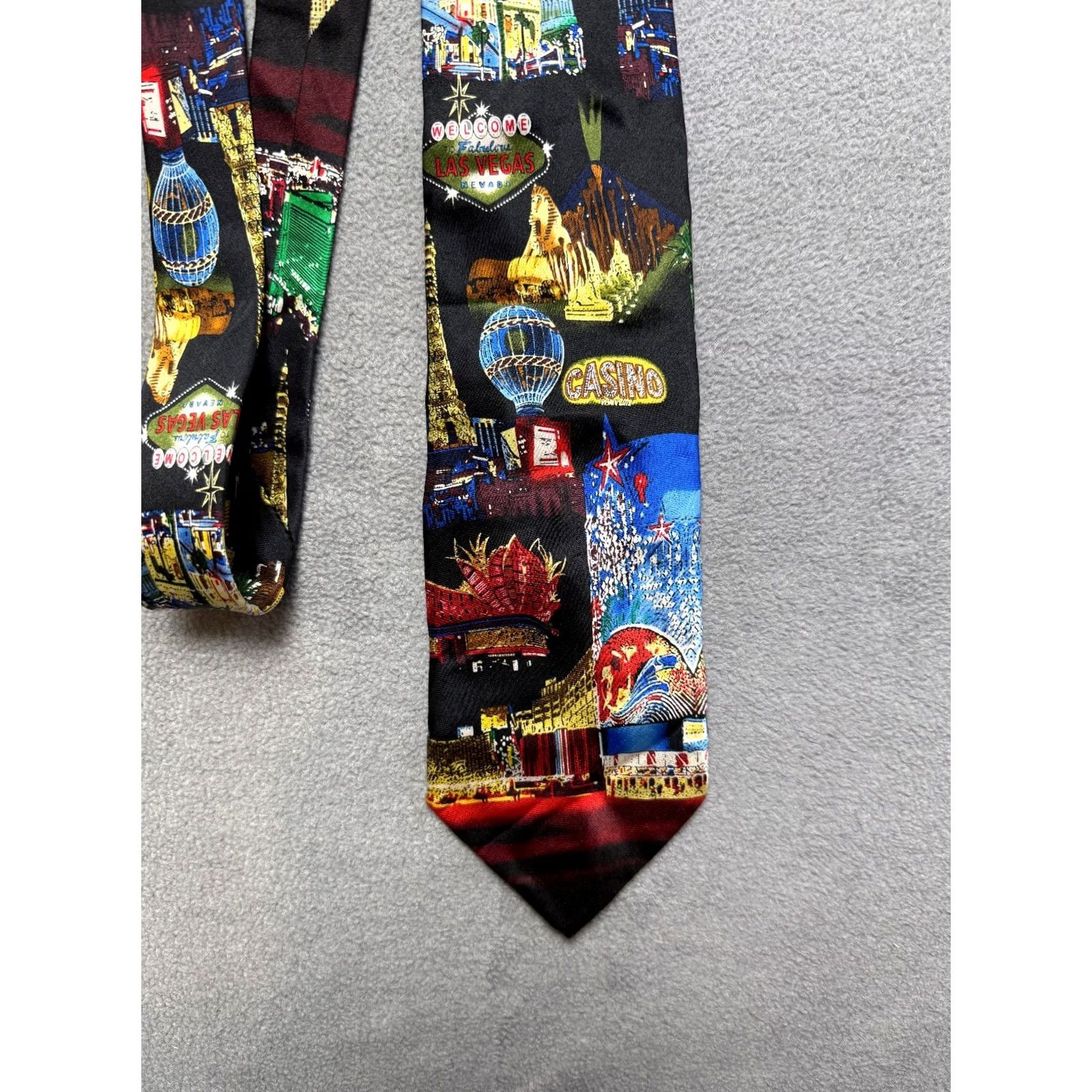 Vintage VINTAGE Museum Artifacts Tie Mens Las Vegas Nights Handmade Silk Neck All Size ONE SIZE - 2 Thumbnail