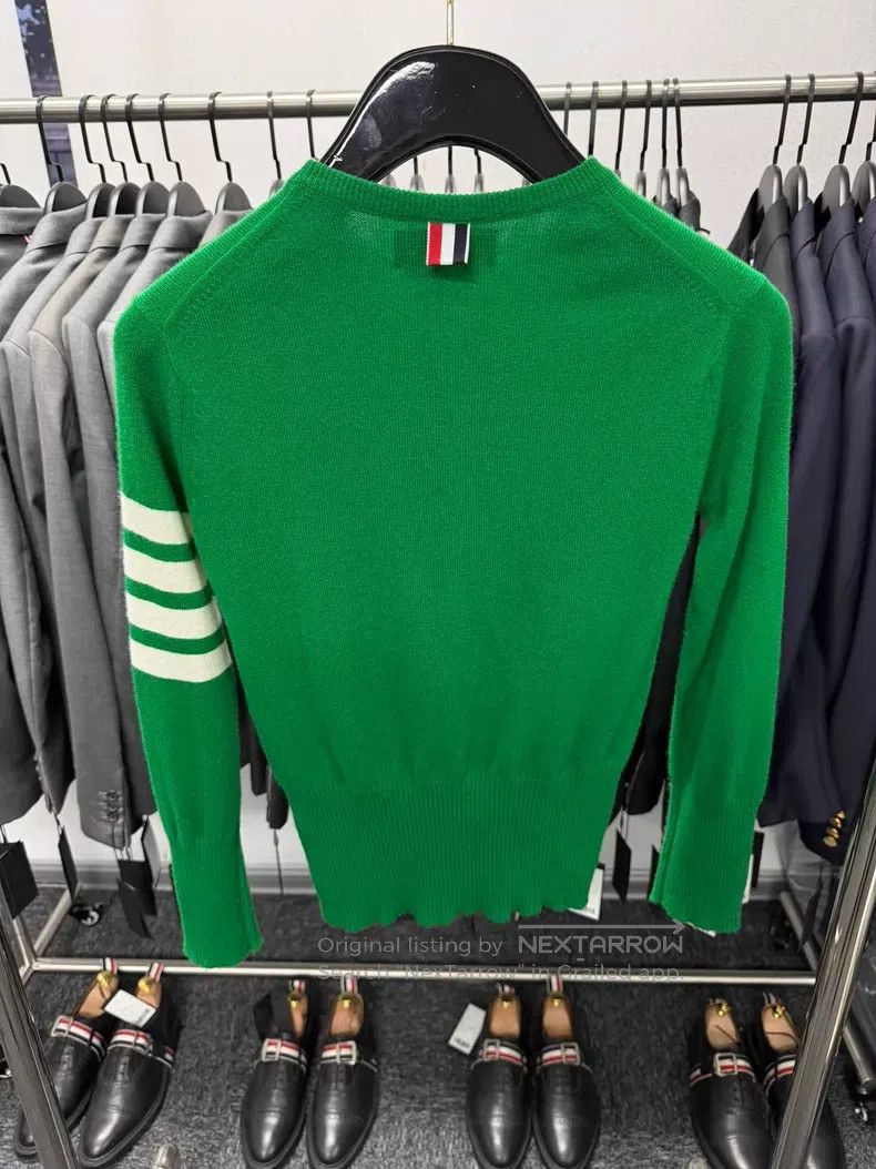 Thom Browne Thom Browne Women's Knit Sweater Size M / US 6-8 / IT 42-44 - 2 Thumbnail
