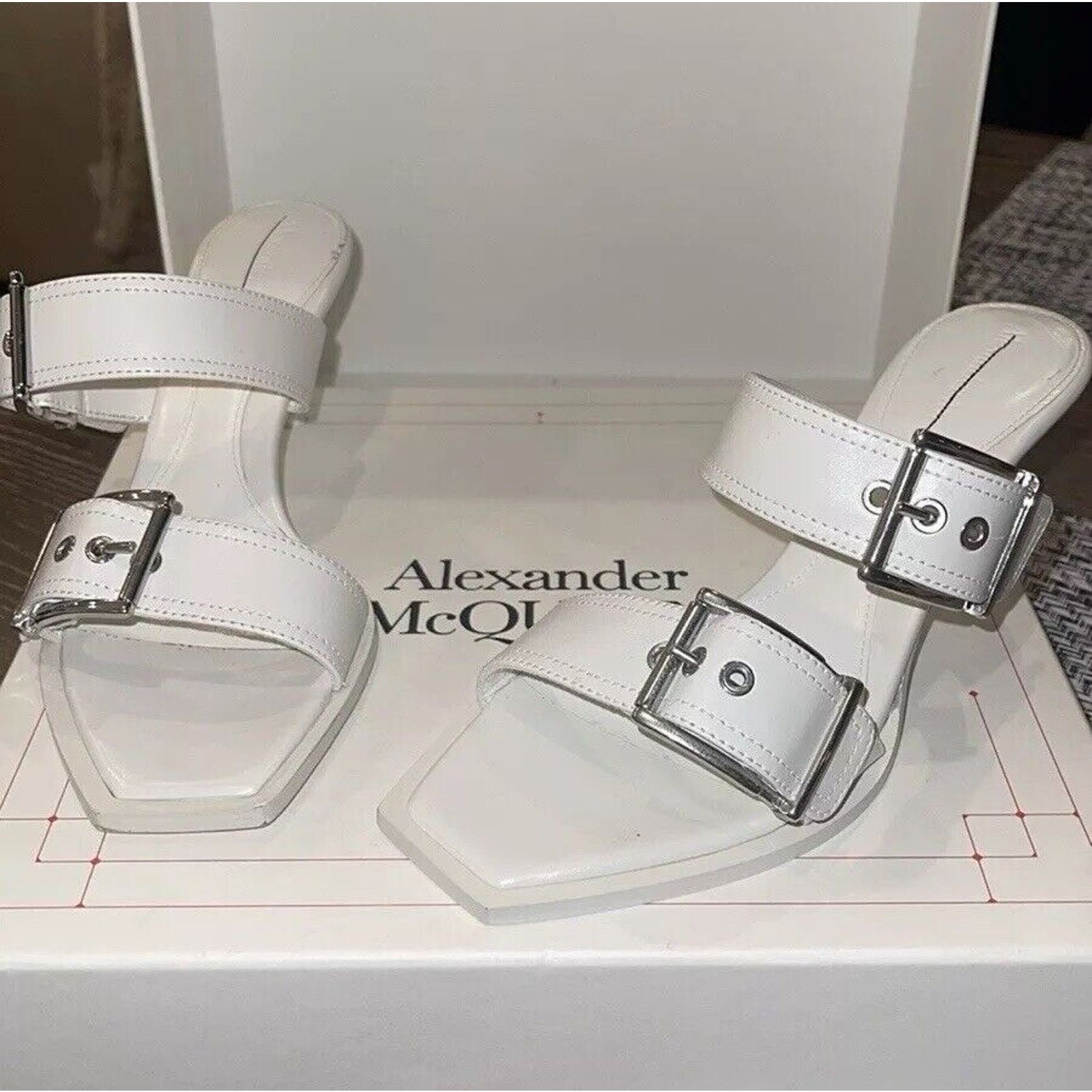 Alexander McQueen NEW MCQUEEN SHOES! Size US 9 / IT 39 - 1 Thumbnail