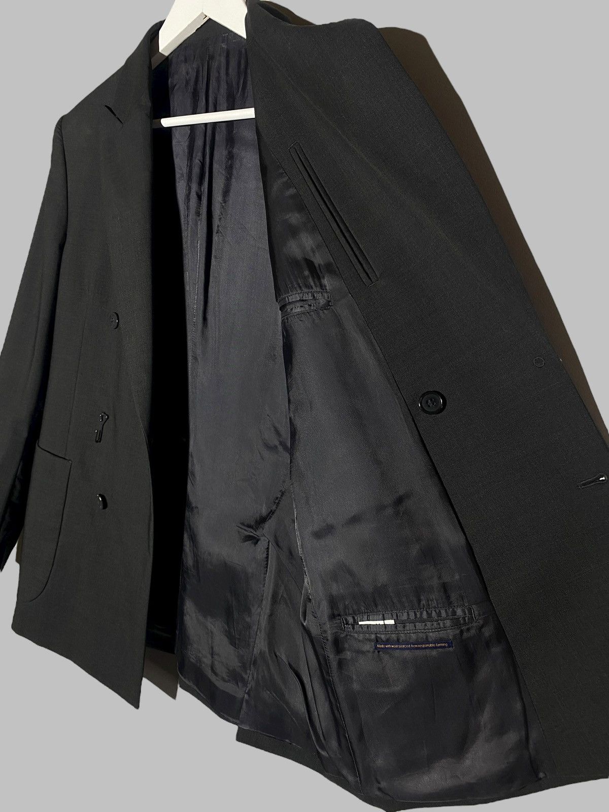 Louis Vuitton Louis Vuitton Equipe Double Breasted Grey Blazer Men’s Size 44R - 20 Thumbnail