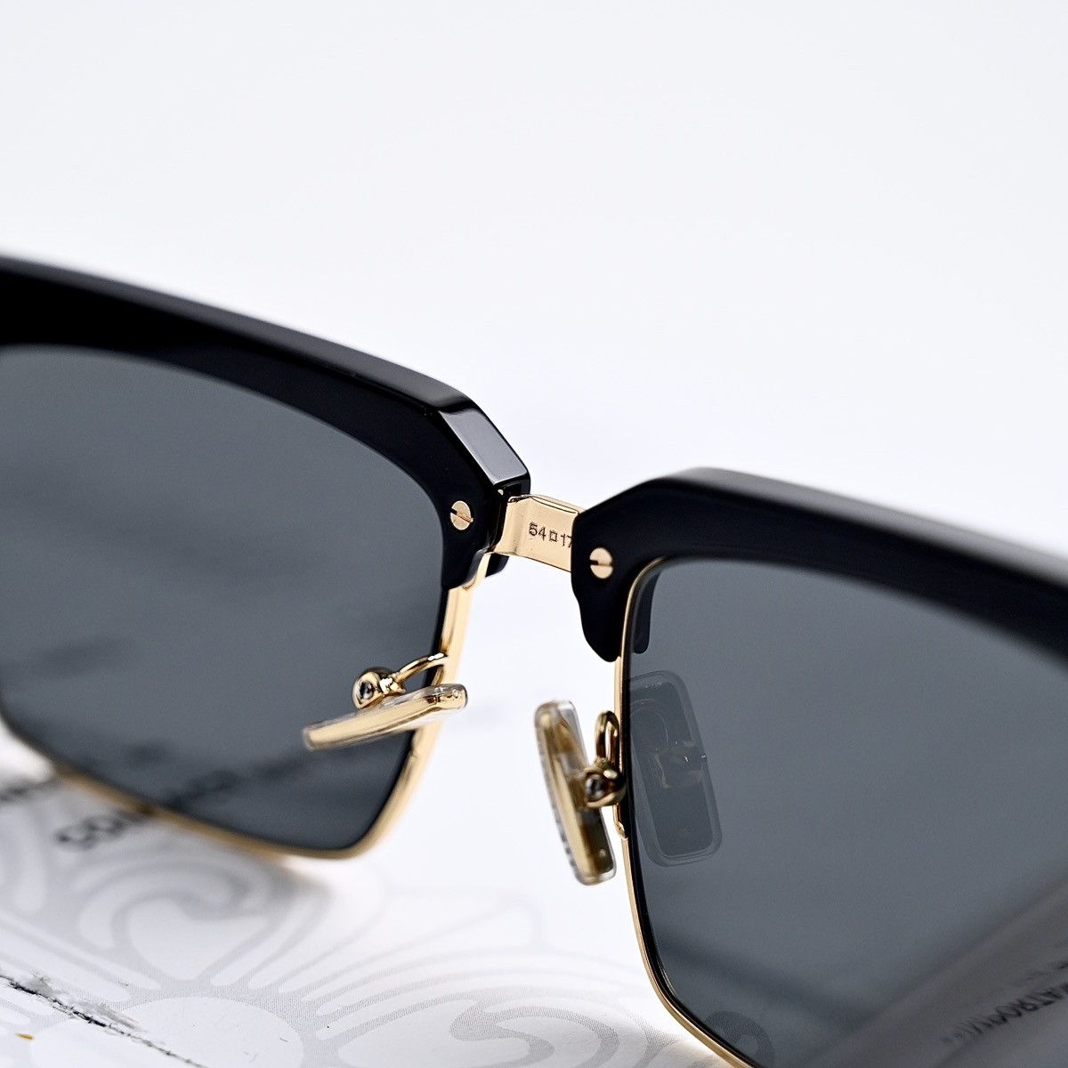 Miu Miu MIU MIU 0MU 10ZS SUNGLASSES Size ONE SIZE - 8 Thumbnail