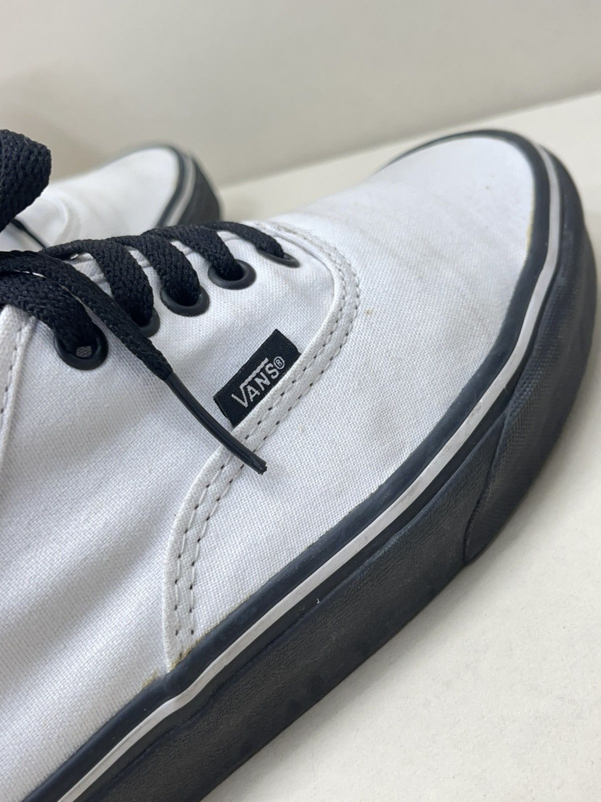 Vans Vans Authentic lace up Men size 11 Size US 11 / EU 44 - 5 Thumbnail