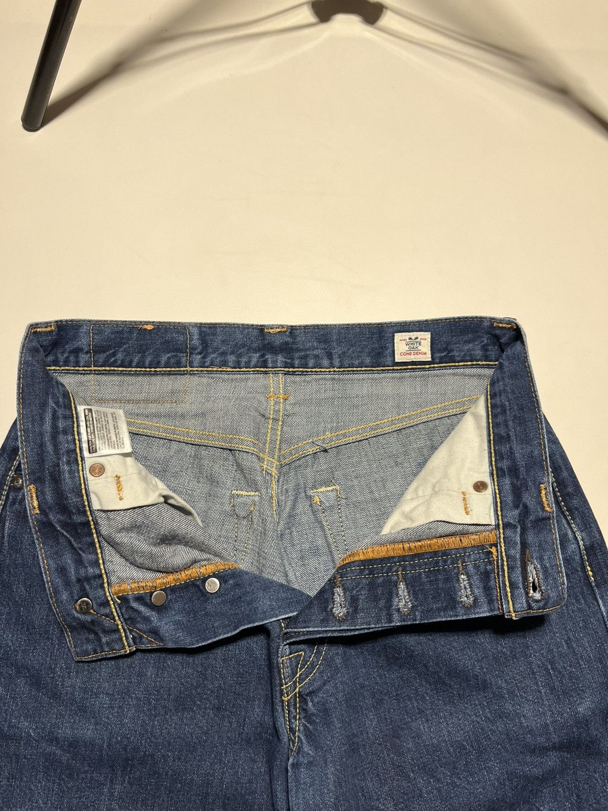 Levi's Vintage Clothing Vintage Levi’s 501 WhiteOak ConeDenim Selvedge VStitch Jeans Size US 30 / EU 46 - 11 Thumbnail