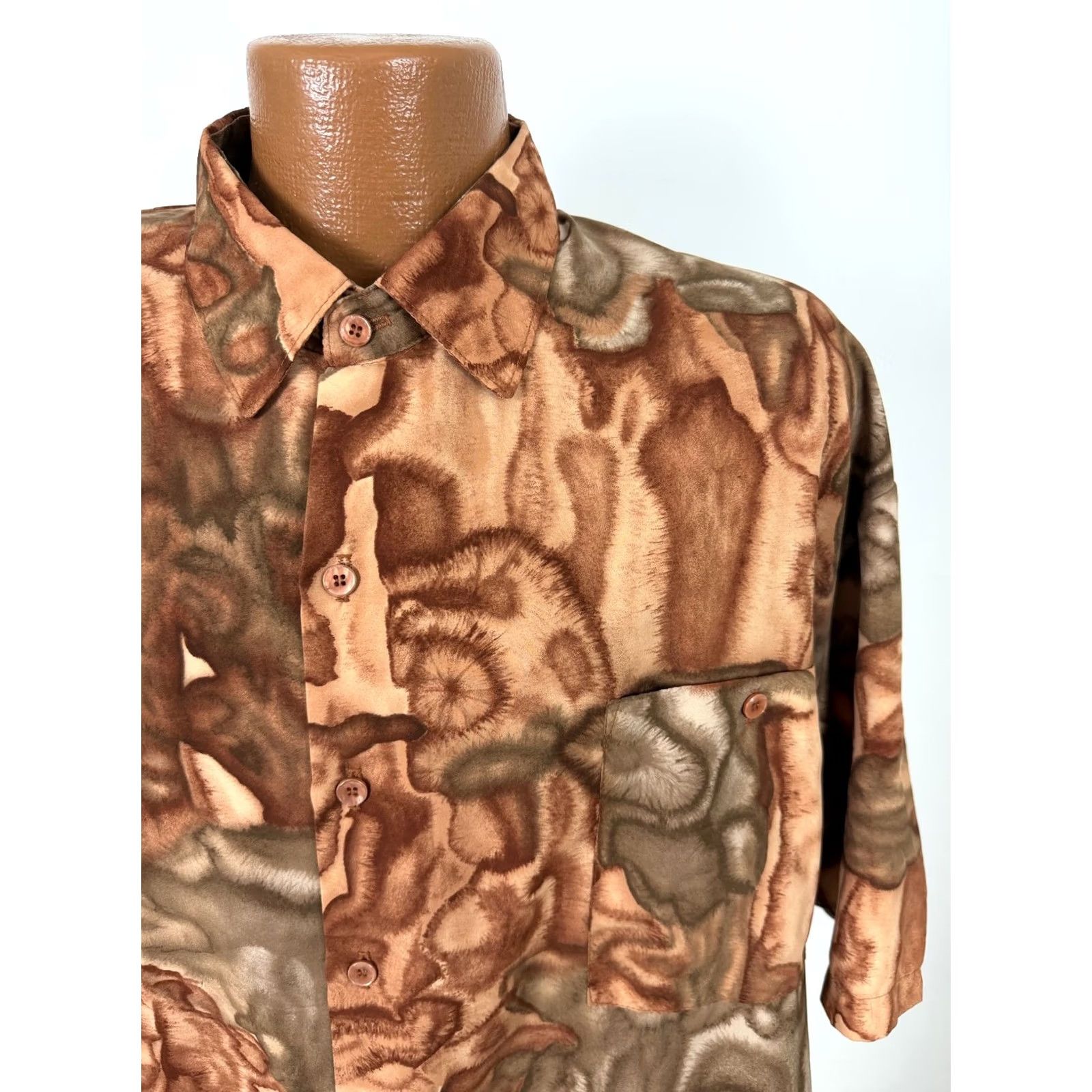 Vintage VINTAGE Alan Stuart Shirt Men XL Abstract Button-Up Silky Polyester USA Made Size US XL / EU 56 / 4 - 2 Thumbnail