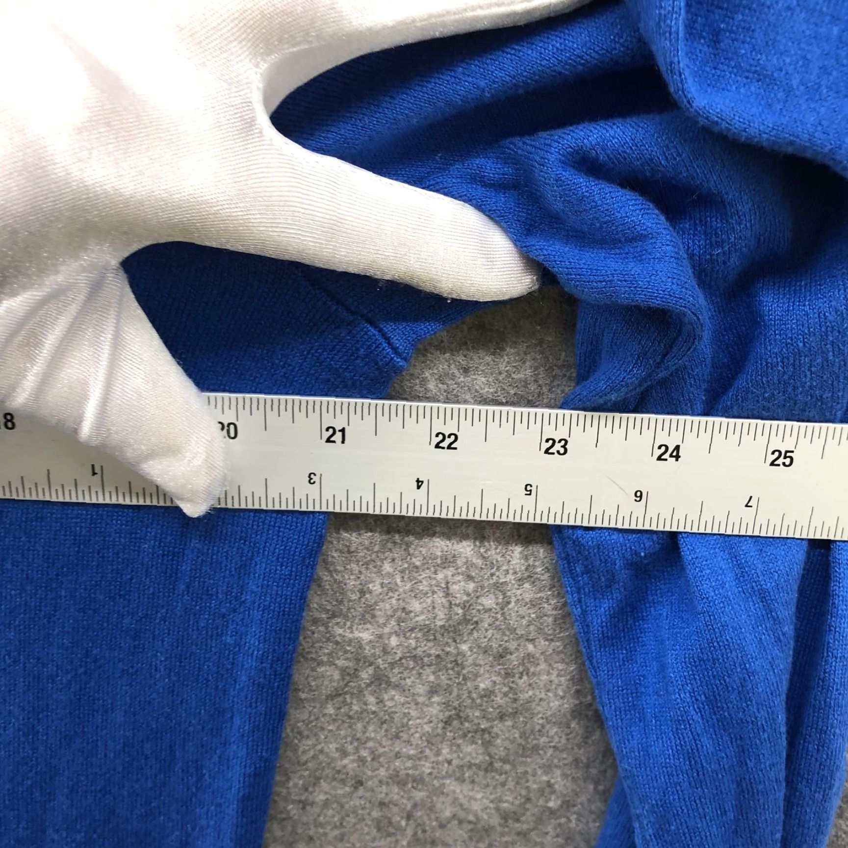 Banana Republic Banana Republic Luxury Blend Sweater Mens L V-neck Blue Silk Cashmere Pullover Size US L / EU 52-54 / 3 - 7 Thumbnail