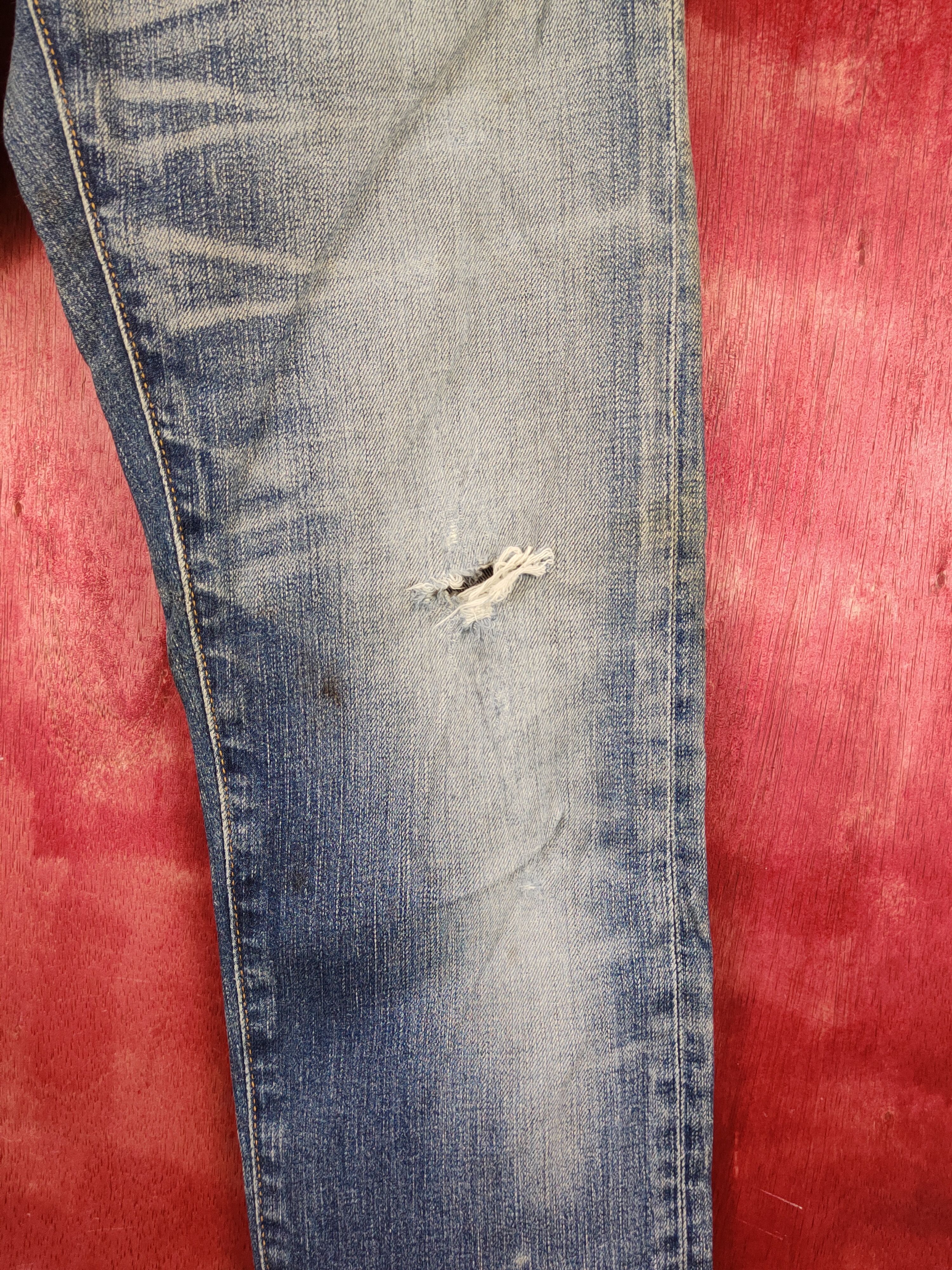 Levi's Levi's Blue Faded Distressed Ripped Jeans #S1837 Size US 31 - 6 Thumbnail