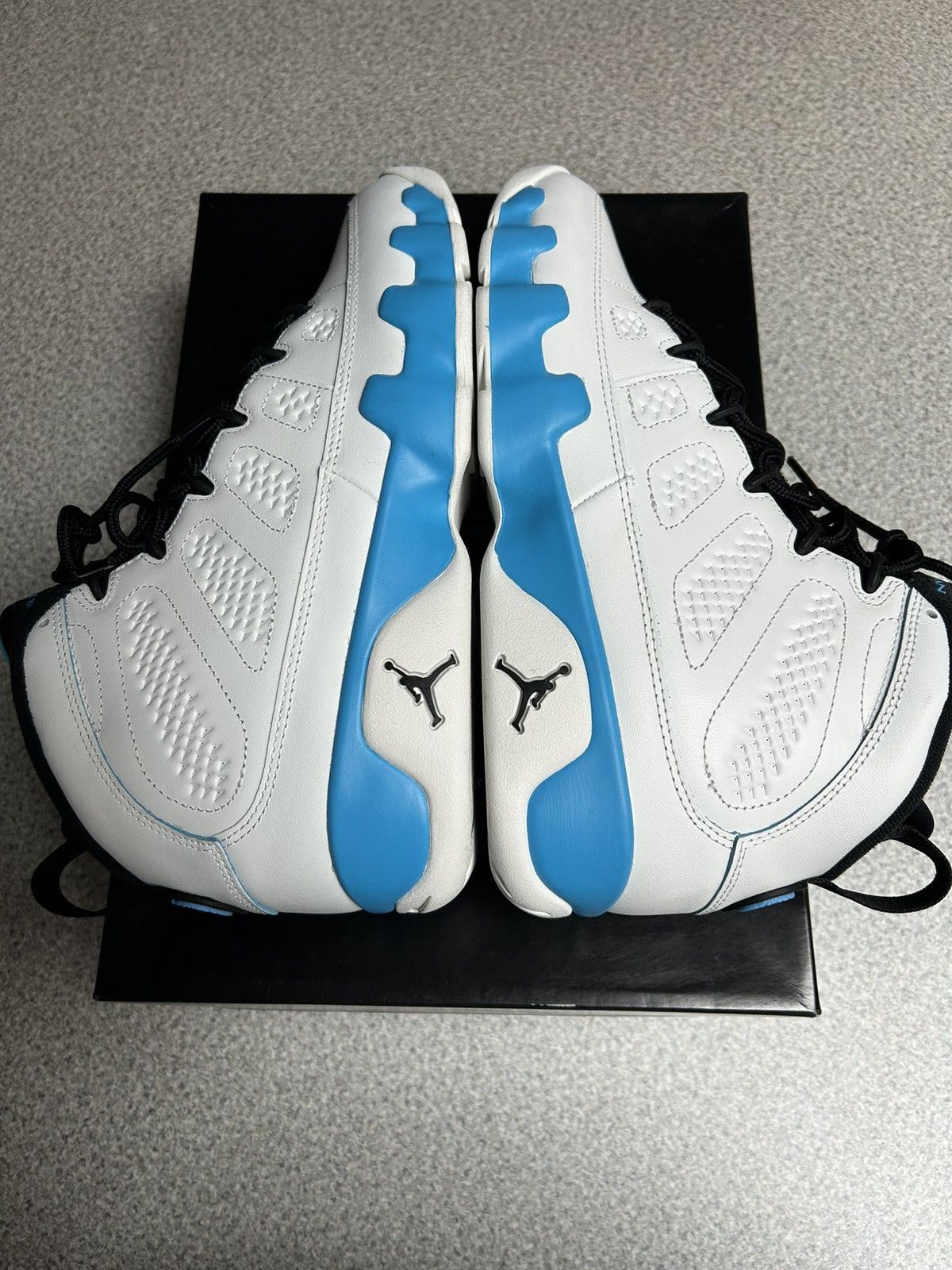 Jordan Brand Air Jordan 9 Powder Blue Size US 9.5 / EU 42-43 - 2 Thumbnail