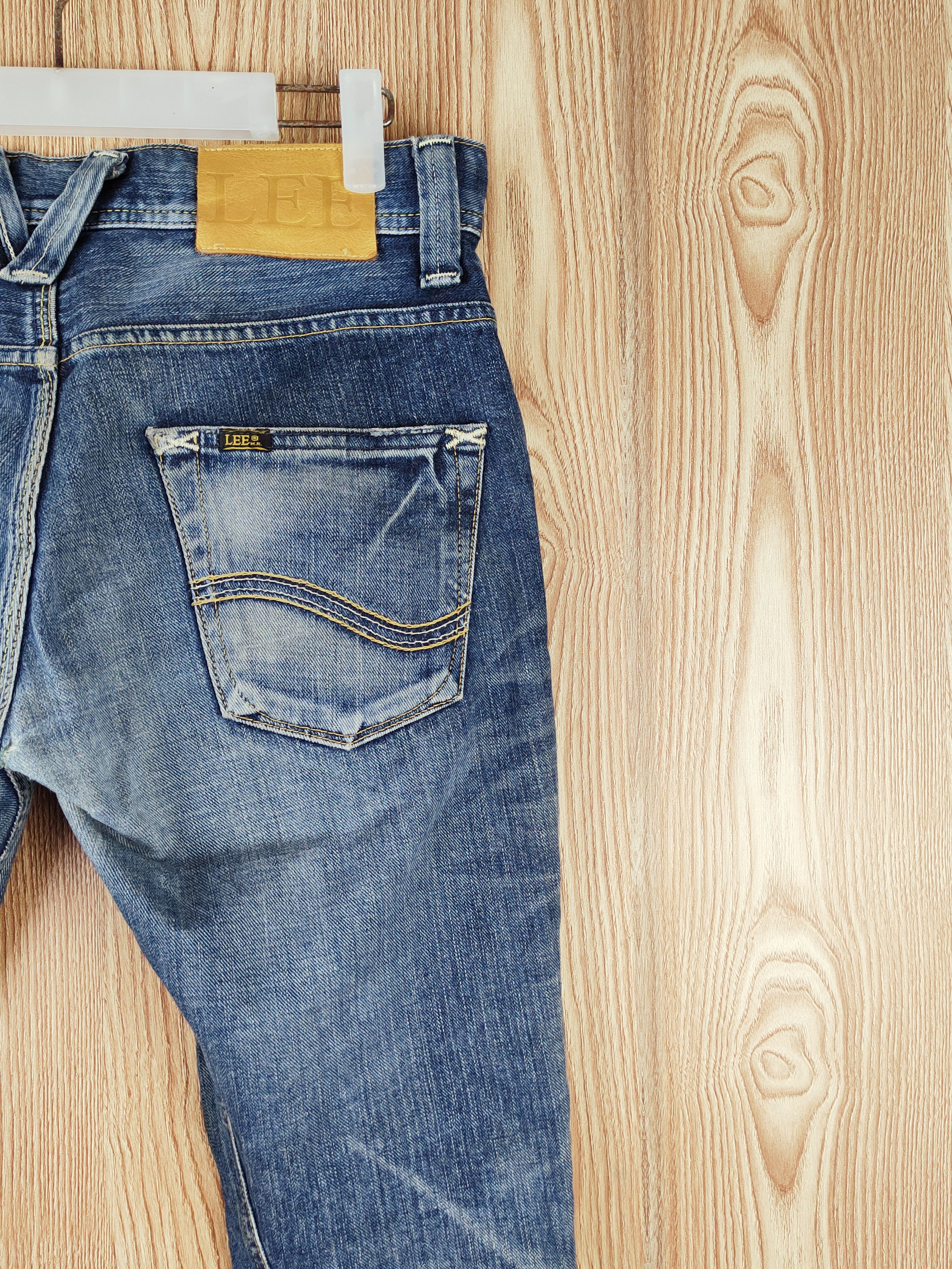 Japanese Brand Lee Blue Distressed Ripped Jeans #S2689 Size US 31 - 13 Thumbnail