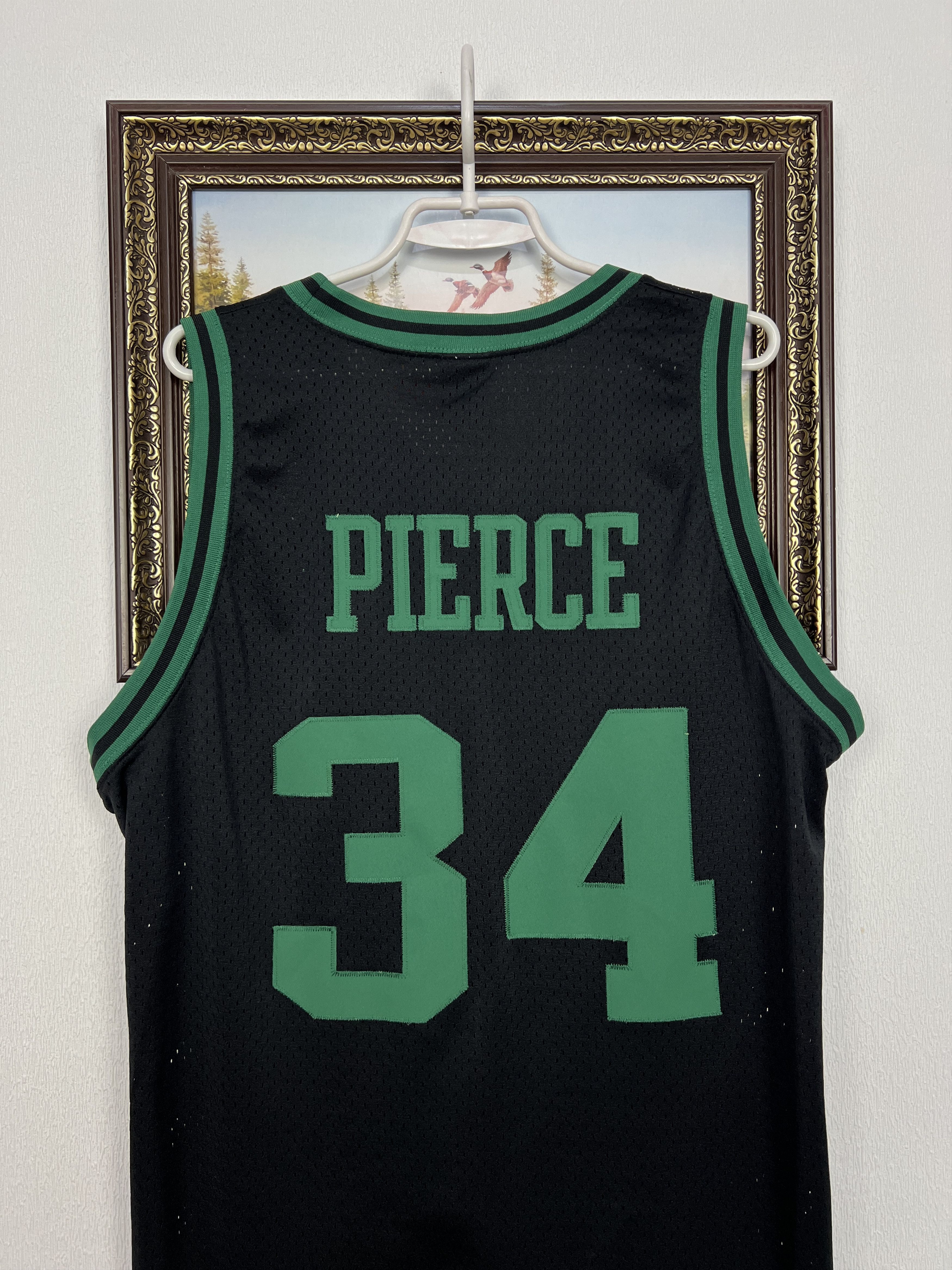 Nike Vintage Nike Boston Celtics NBA #34 Pierce Jersey Mens Size US L / EU 52-54 / 3 - 13 Thumbnail