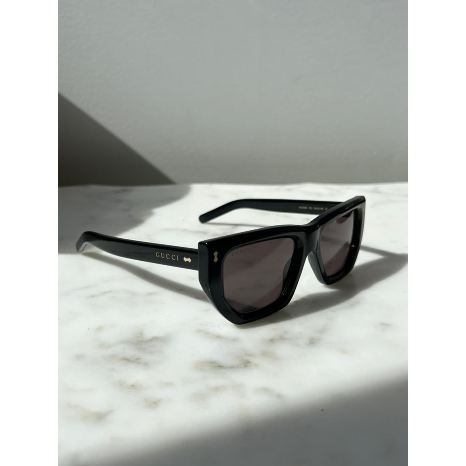 NEW Gucci GG1520S Black Angled Sunglasses