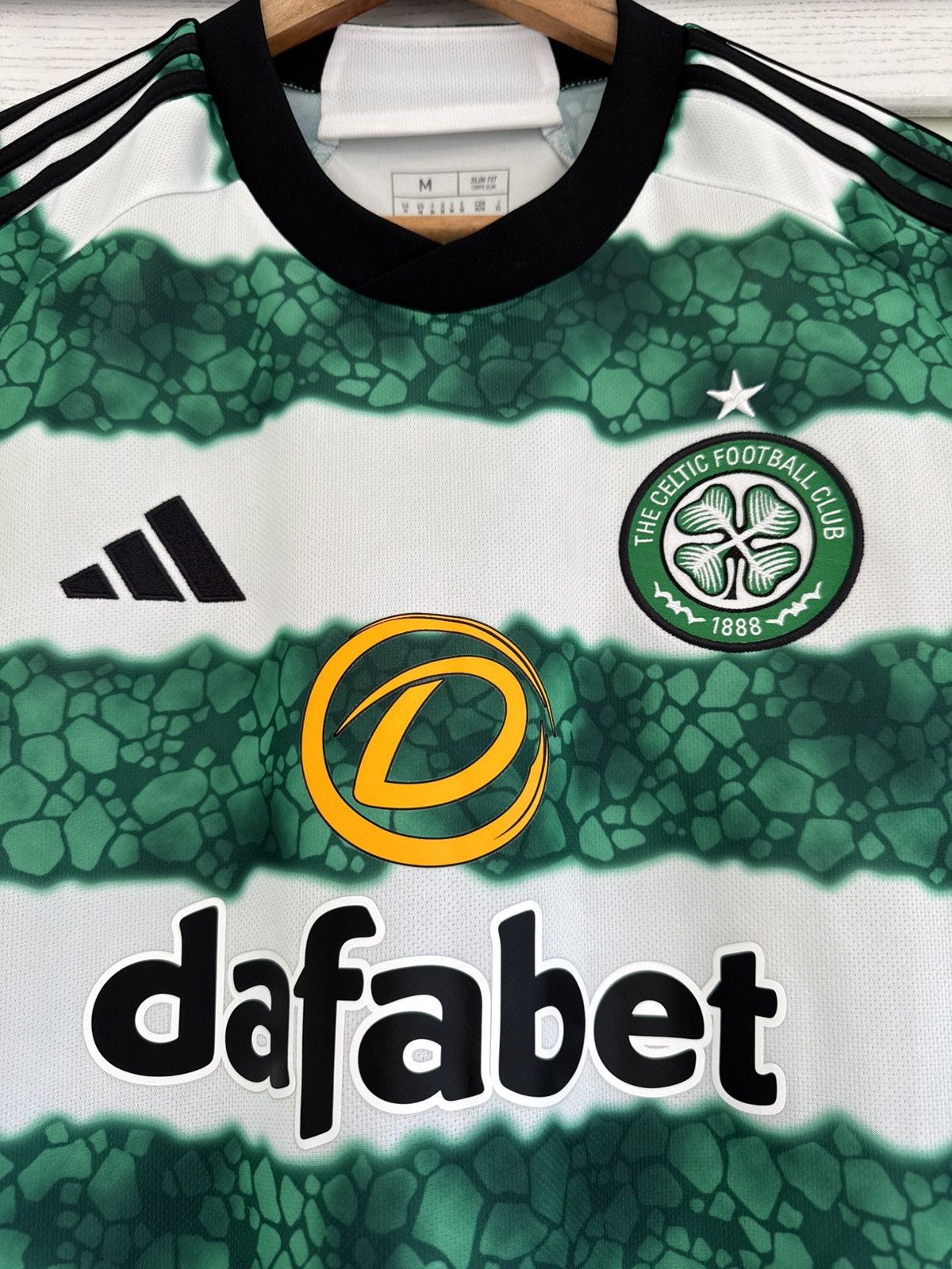 Adidas Celtic Glasgow 2023-2024 Home Soccer Jersey Football Shirt Size US M / EU 48-50 / 2 - 7 Thumbnail