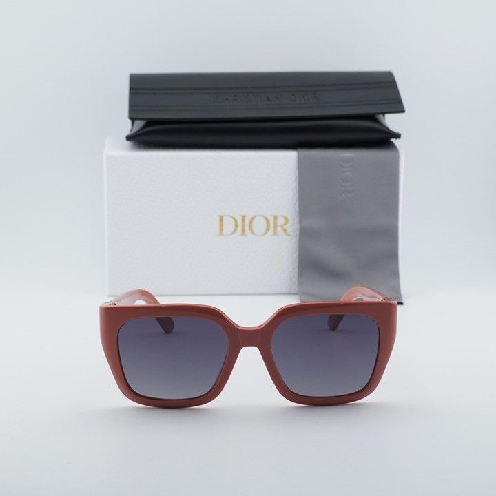 Dior Dior 30MONTAIGNE S8U 40A1 Sunglasses Pink Square Frame Size ONE SIZE - 11 Thumbnail