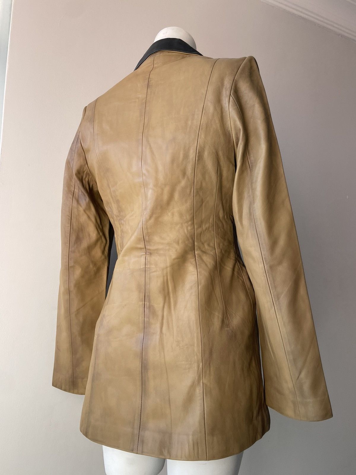 Vintage Vintage leather jacket Size M / US 6-8 / IT 42-44 - 17 Thumbnail