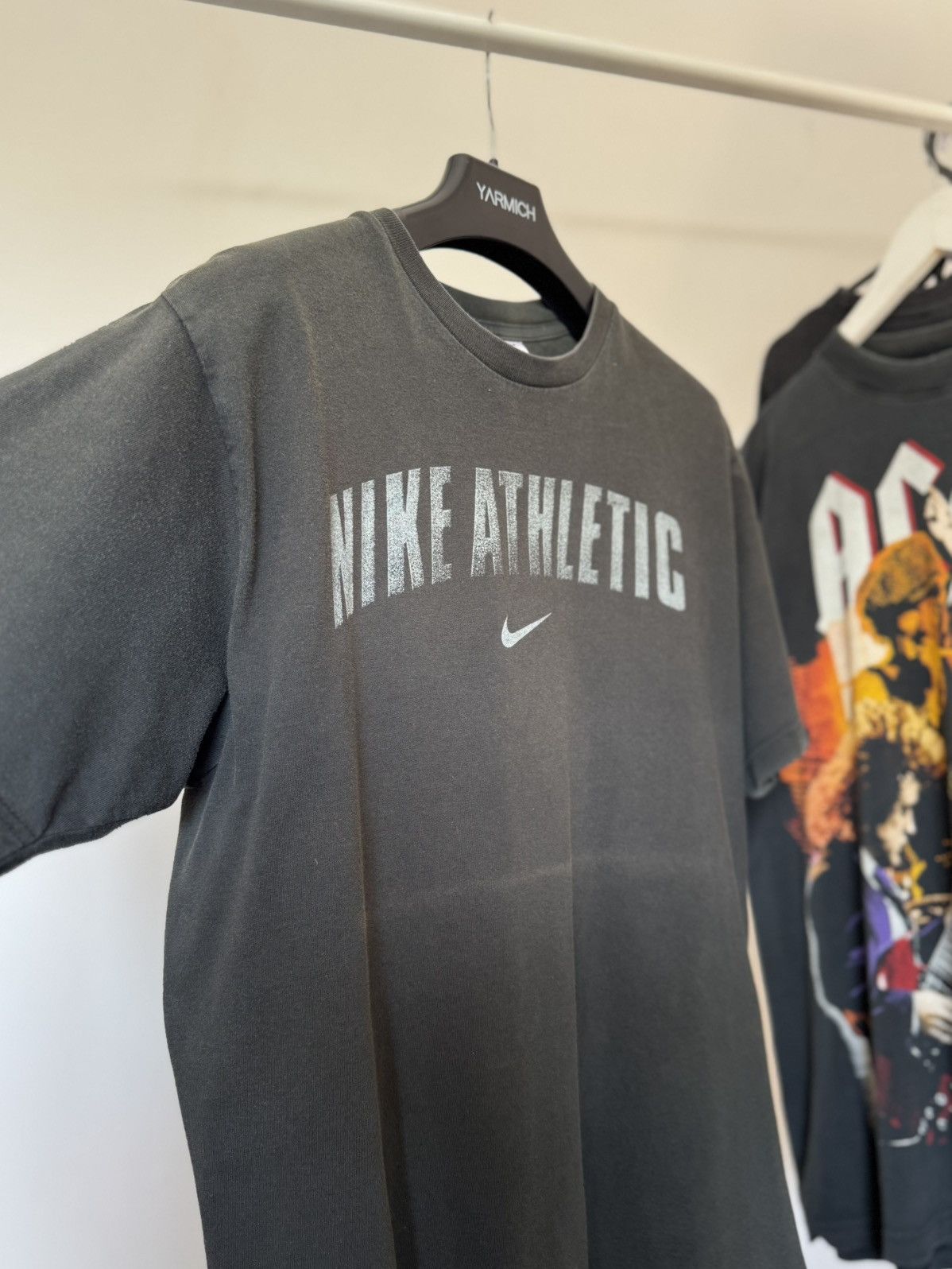 Nike Vintage 1995 Nike Athletic Streetwear Center Swoosh Tee Size US M / EU 48-50 / 2 - 1 Thumbnail