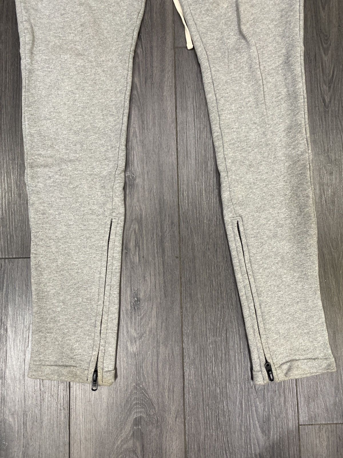Essentials × Fear of God Fear of God Essentials Gray Sweatpants Sz M Size US 30 / EU 46 - 3 Thumbnail