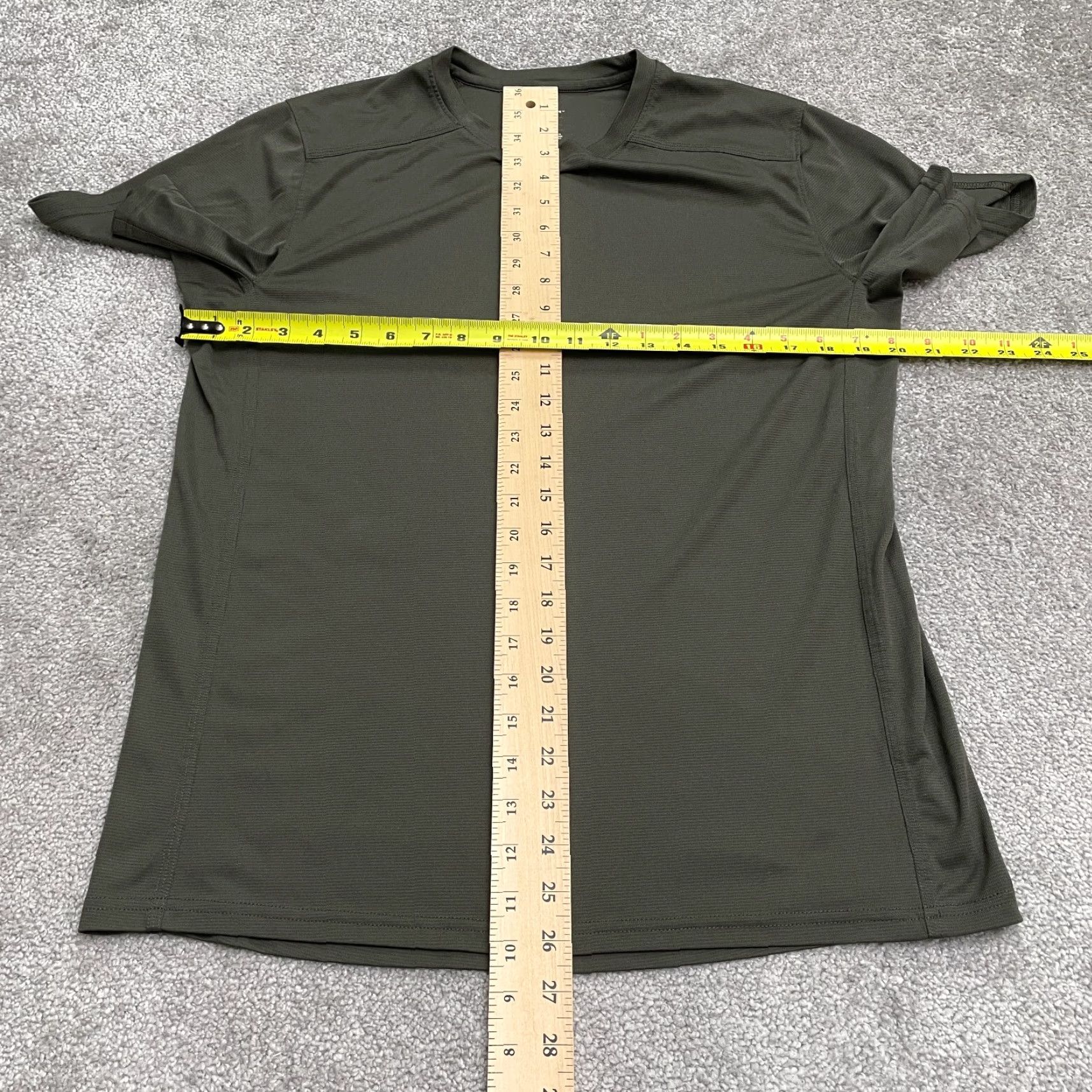 Tek Gear Tek Gear Element Series T-Shirt Mens Medium Gray Crew Neck Activewear All Seasons Breathsble Lightweight Short Sleeve Regular Fit Size US M / EU 48-50 / 2 - 6 Thumbnail