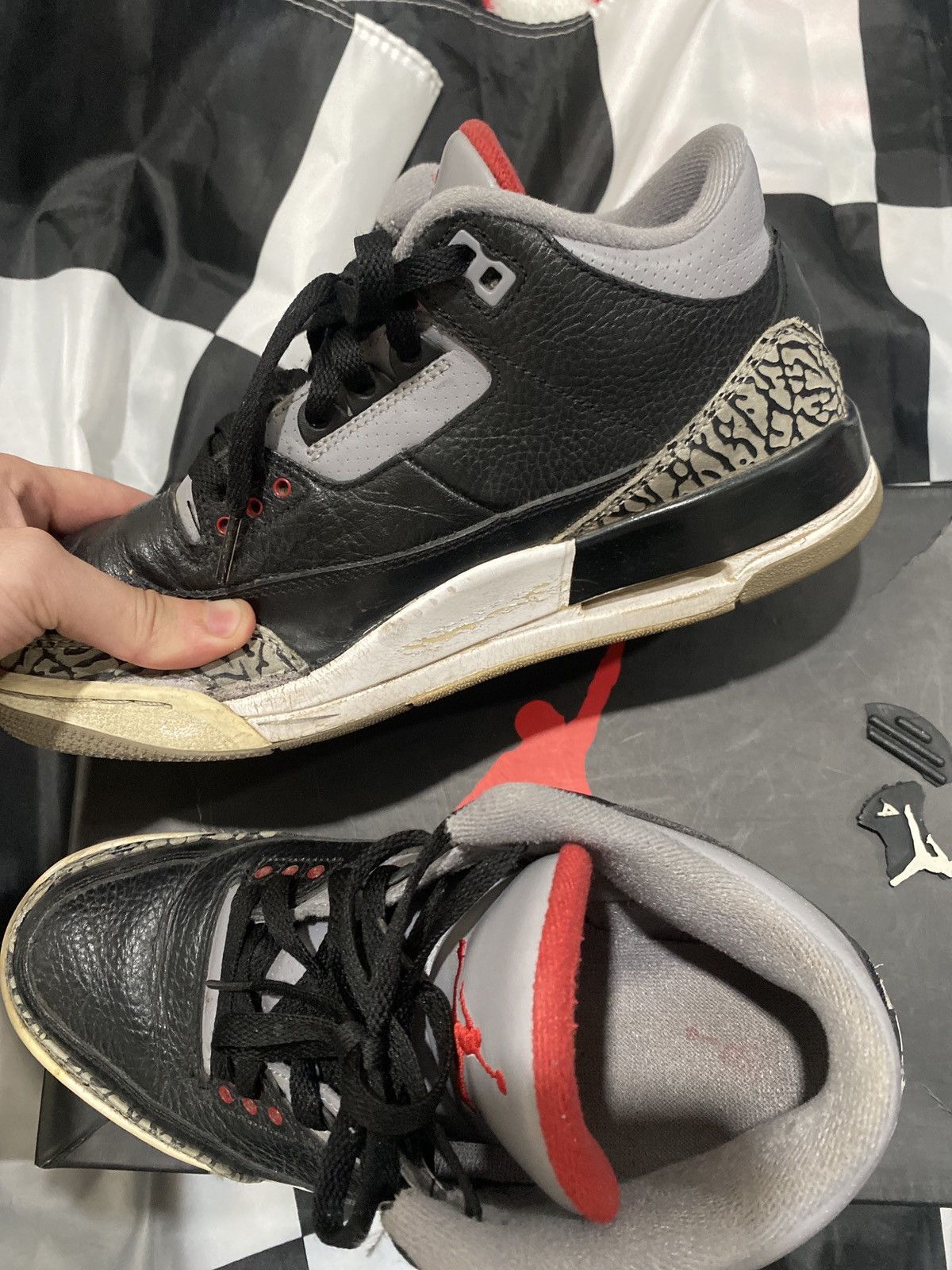 Jordan Brand Air Jordan Black Cement 3s size 8 Size US 8 / EU 41 - 5 Thumbnail