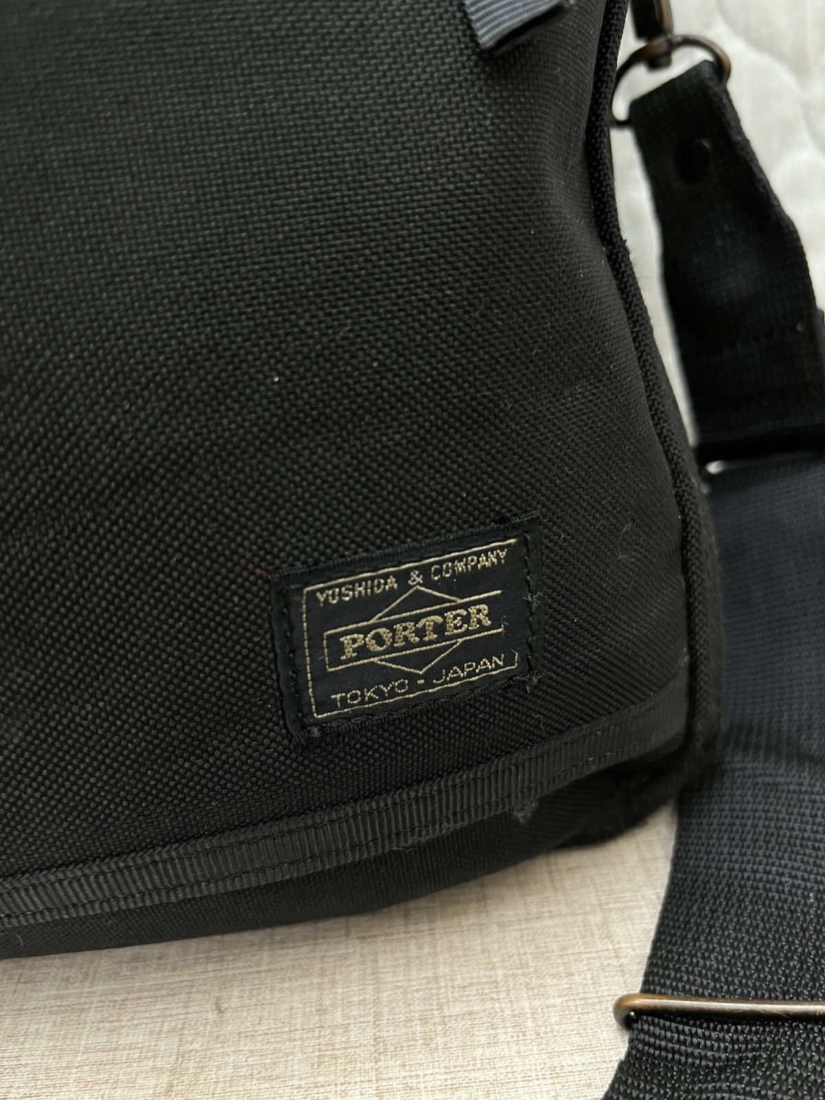 Porter 🔥🔥🔥ARCHIVE VTG PORTER MESSENGER BAG Size ONE SIZE - 4 Thumbnail