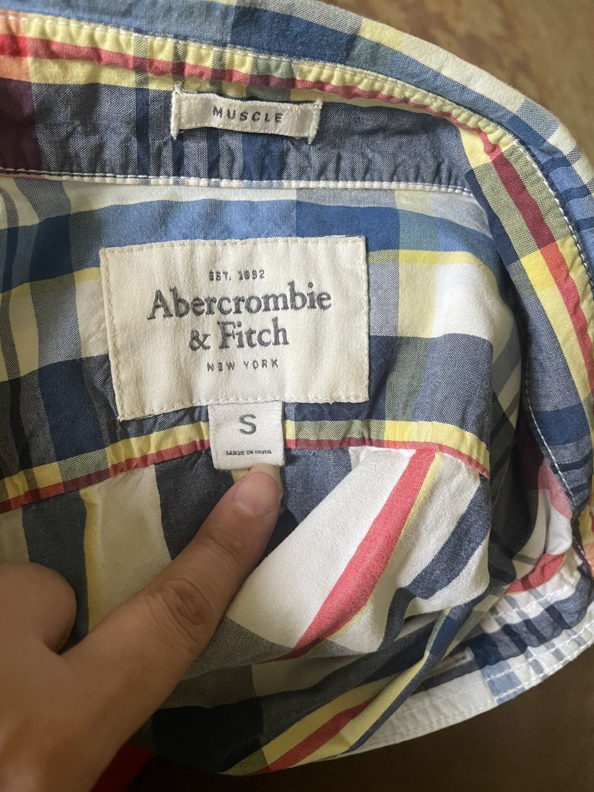 Abercrombie & Fitch Abercrombie & Fitch Blue and Red Button Down Shirt Size US S / EU 44-46 / 1 - 3 Thumbnail
