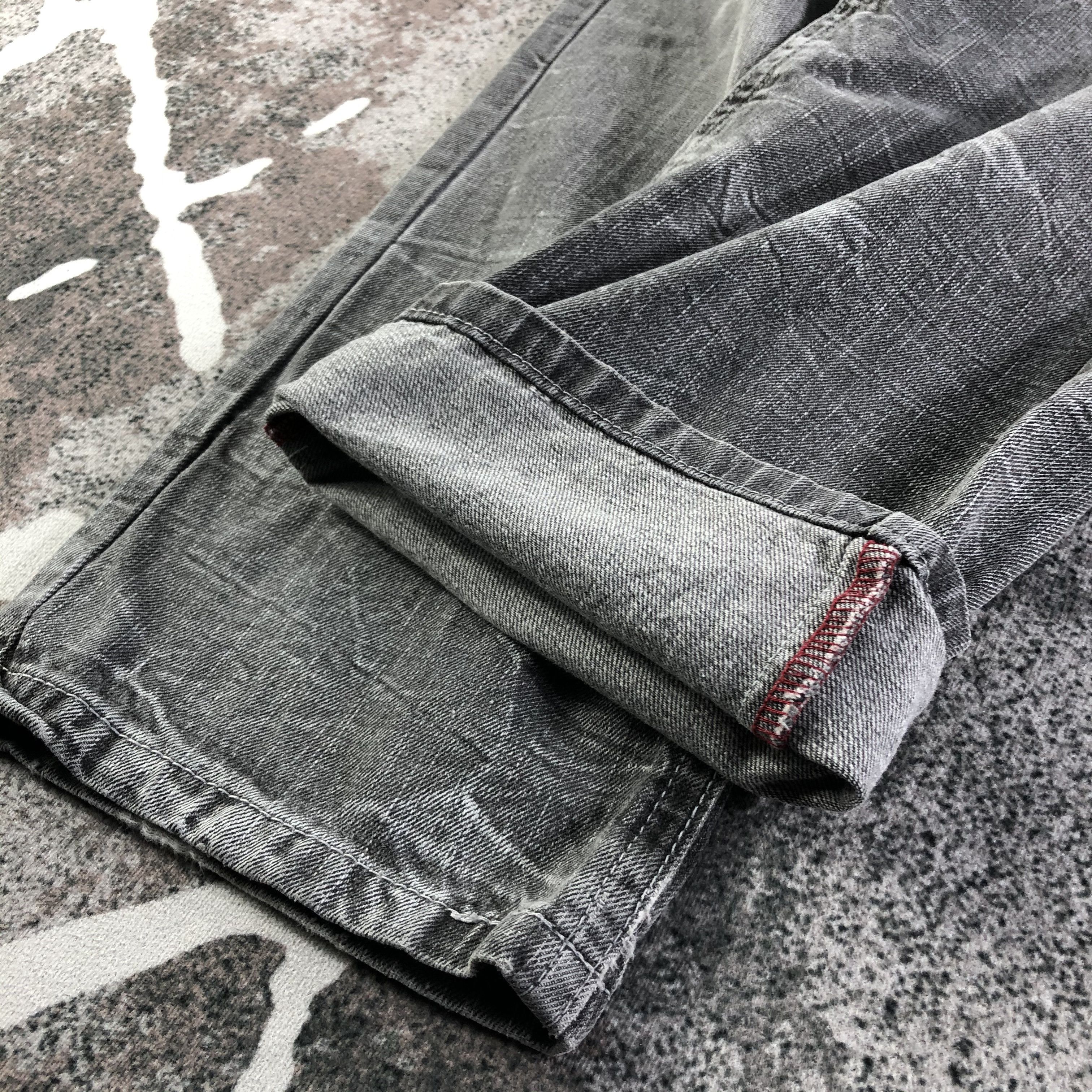 Japanese Brand Distress Japanese Brand Jeans Faded Gray Denim KJ2225 Size US 30 / EU 46 - 7 Thumbnail