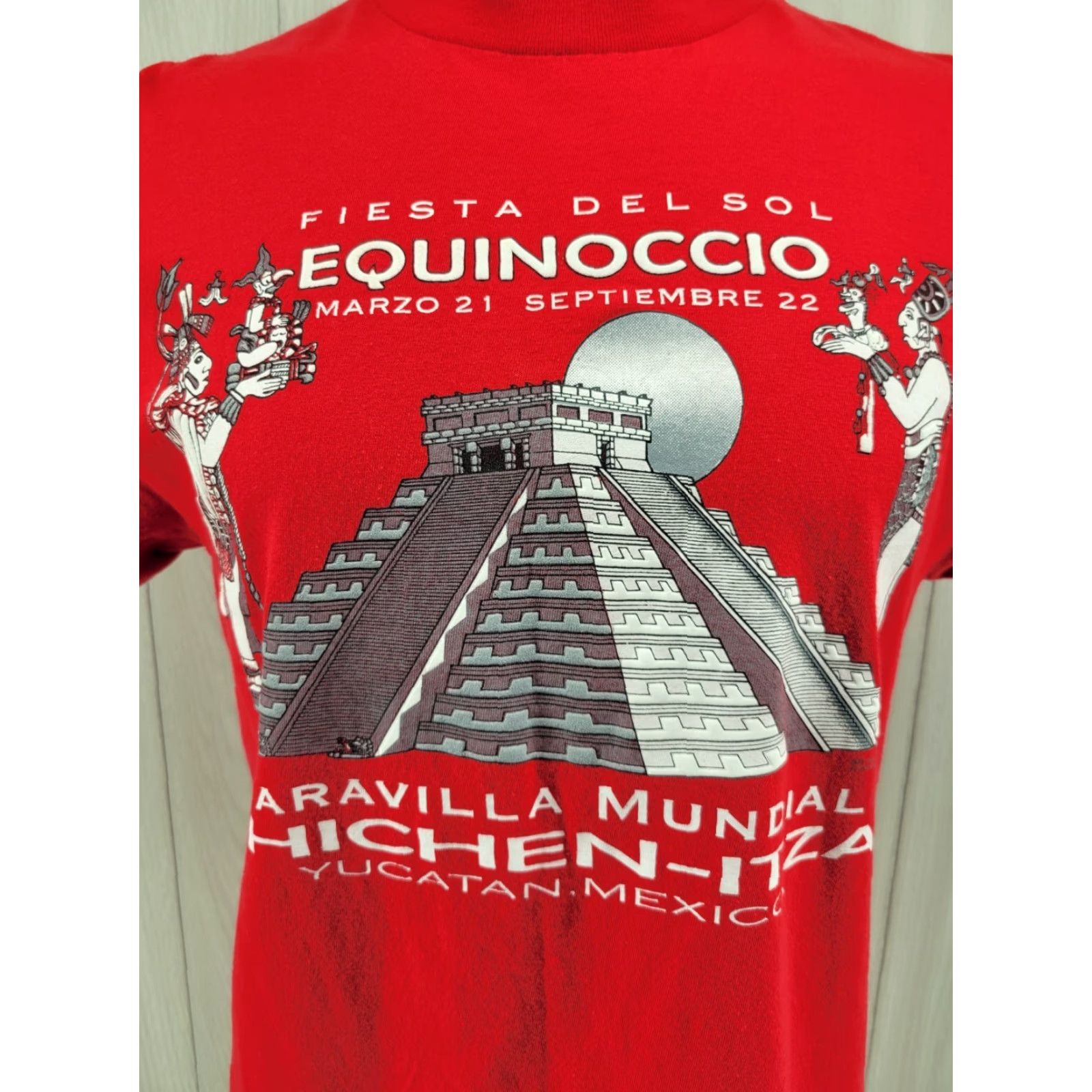 Vintage M&O KNITS Red Shirt T-Shirt Graphic Tee Men Adult Medium Equinoccio Maravilla Mundial Yucatan Mexico Vintage No Size US M / EU 48-50 / 2 - 2 Thumbnail