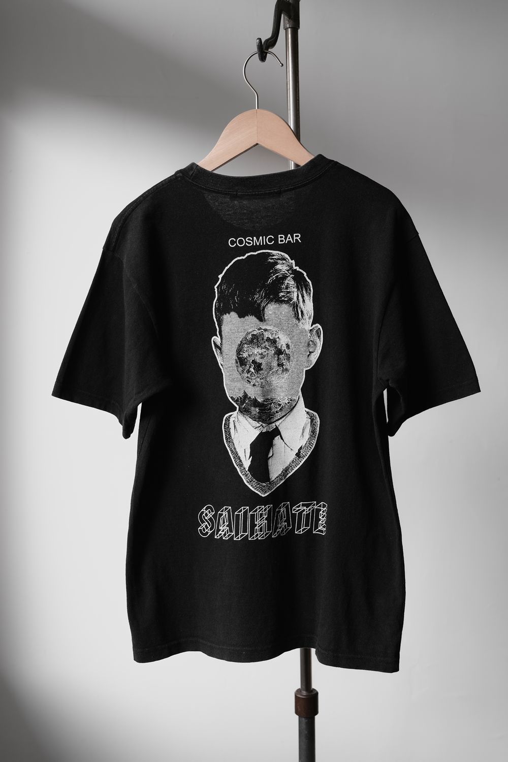 Undercover Undercover 20S/S COSMIC BAR SAIHATE Tee Size US S / EU 44-46 / 1 - 3 Thumbnail