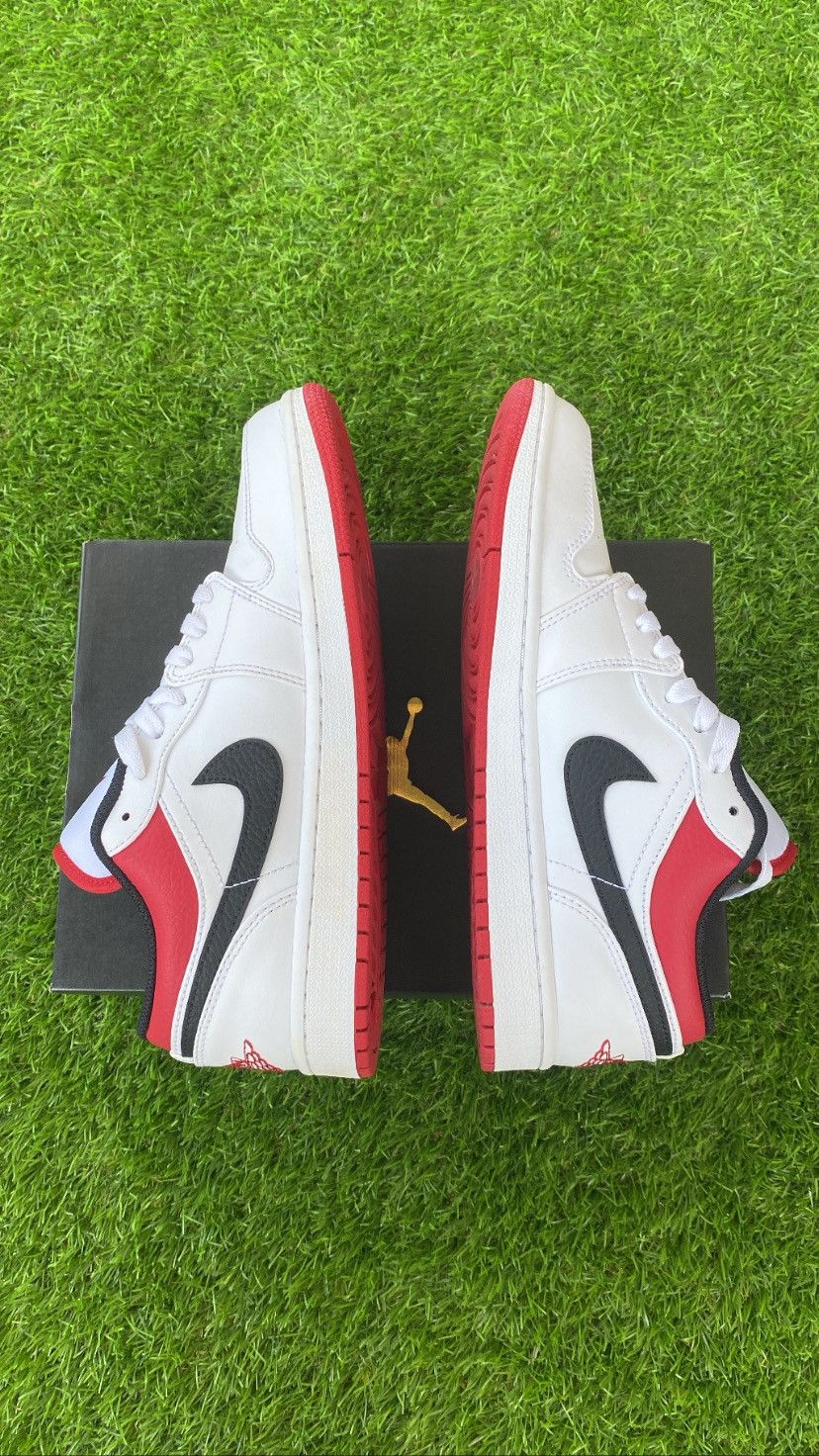 Jordan Brand × Nike Air Jordan 1 University Red Size US 7.5 / EU 40-41 - 4 Thumbnail