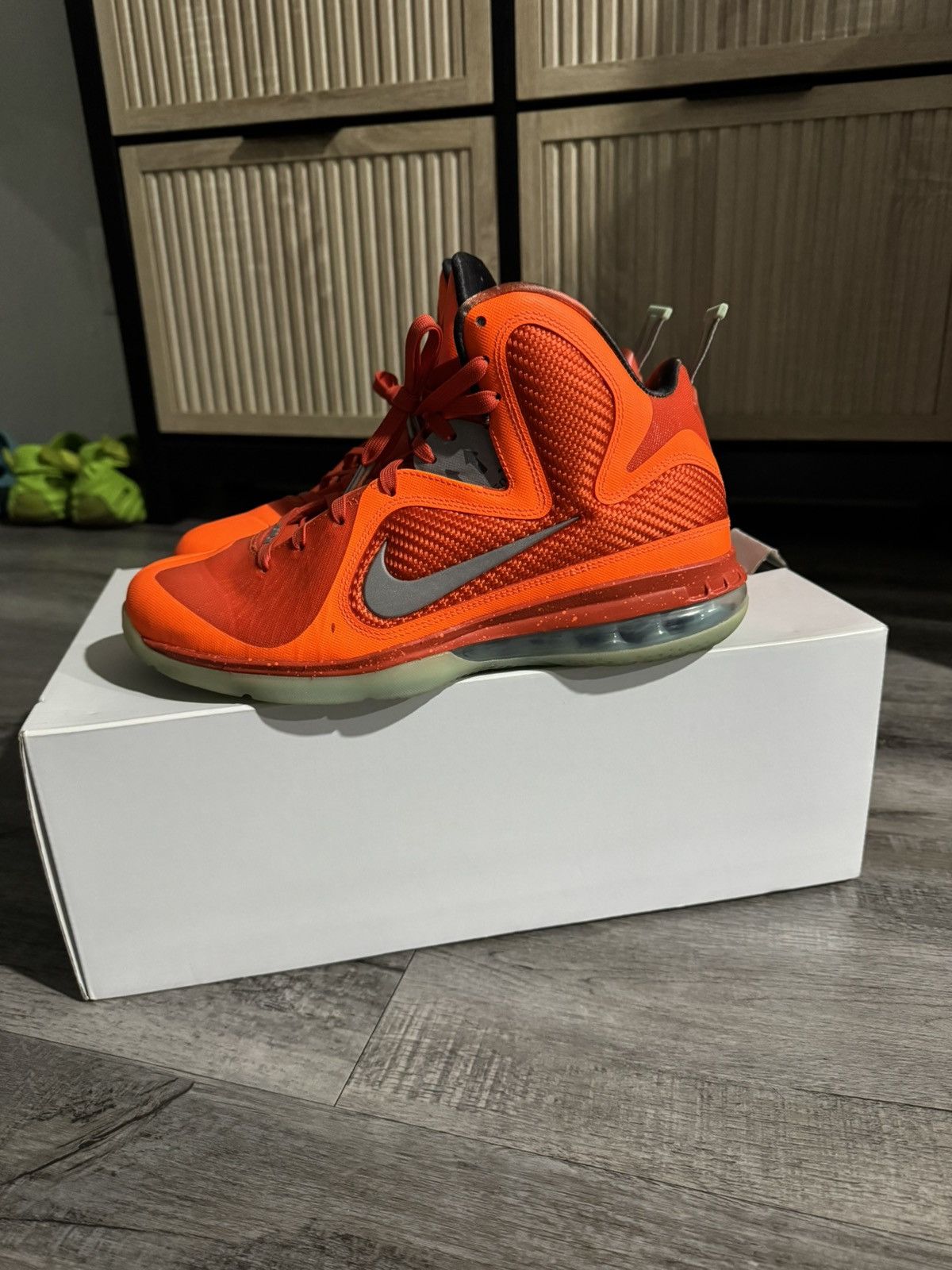 Nike ? 2024 Nike Field General  display picture 2