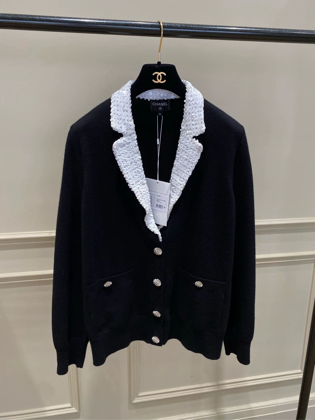 Chanel Chanel 23C Black White Sequin Jacket Size US XS / EU 42 / 0 - 1 Thumbnail