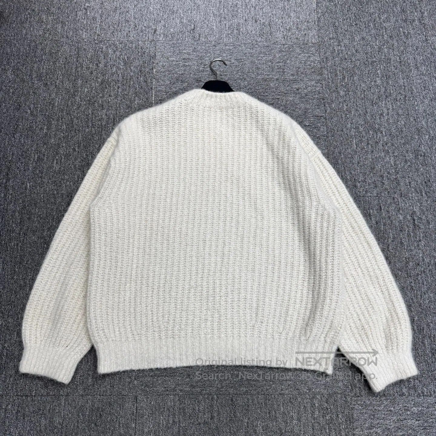 Loro Piana LORO PIANA size37 Goat hair knit sweater| Size US XXS / EU 40 - 2 Thumbnail