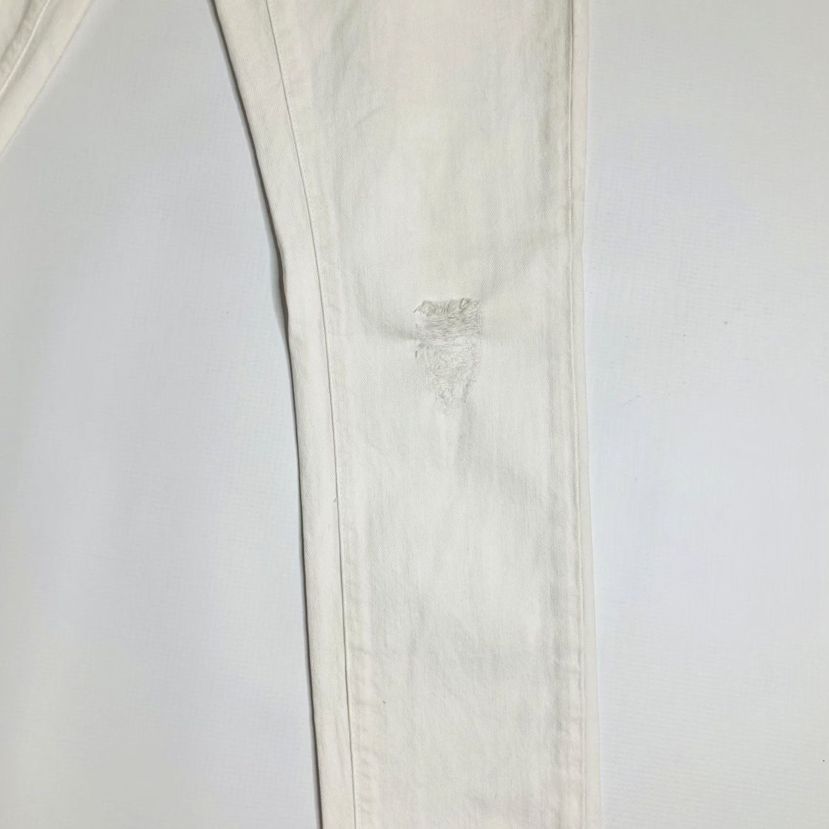 Denime Genetic Denim Jeans White Size 24 Skinny Distressed Inseam 30 Low Rise 5-Pocket Womens Size 42" / US 20 - 3 Thumbnail